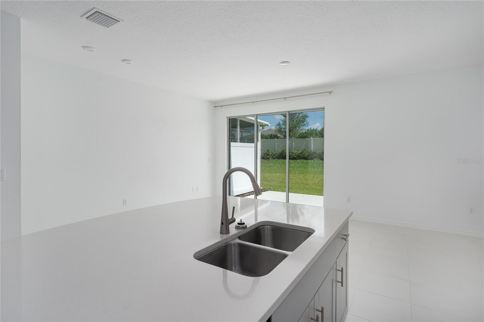 6344 Willowside Street