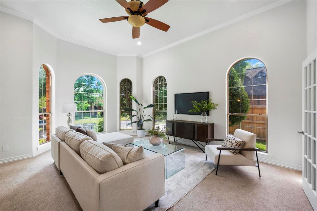 4700 Green Oaks Drive