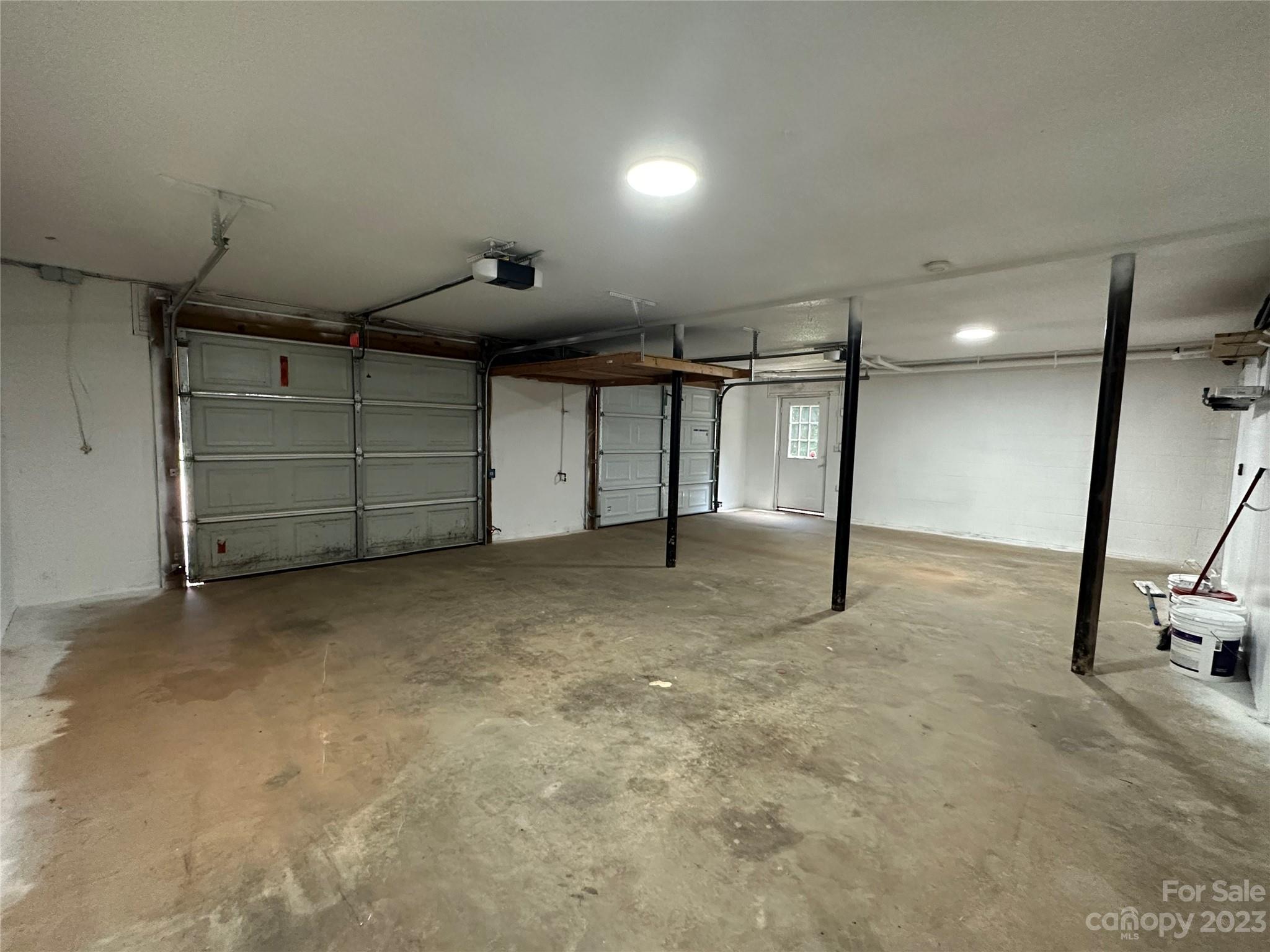 476 Legion Road