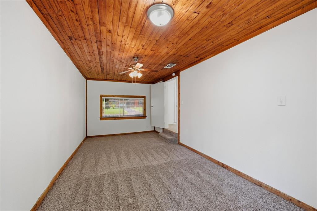 1020 W Brockett Street