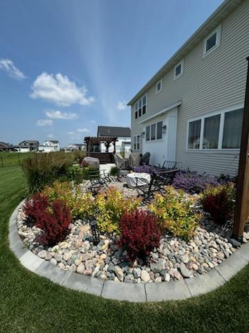 8825 Meadowlark Parkway