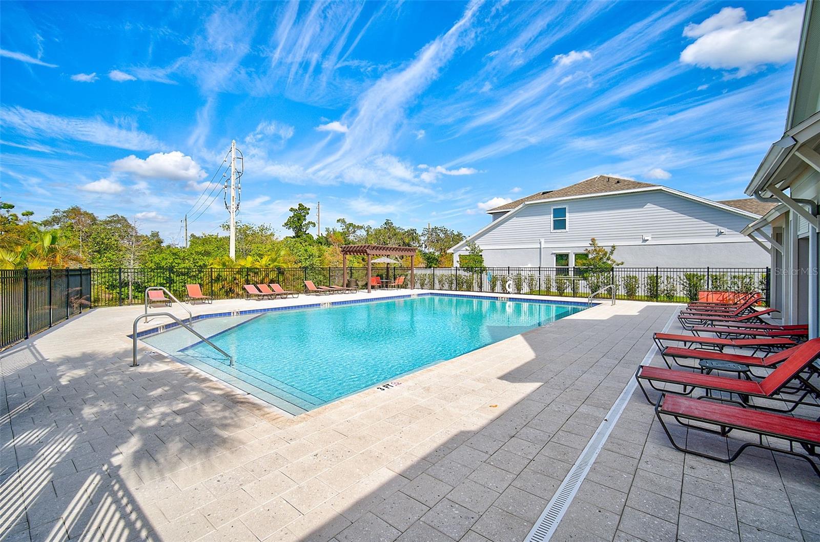 5570 Spanish Moss Cove