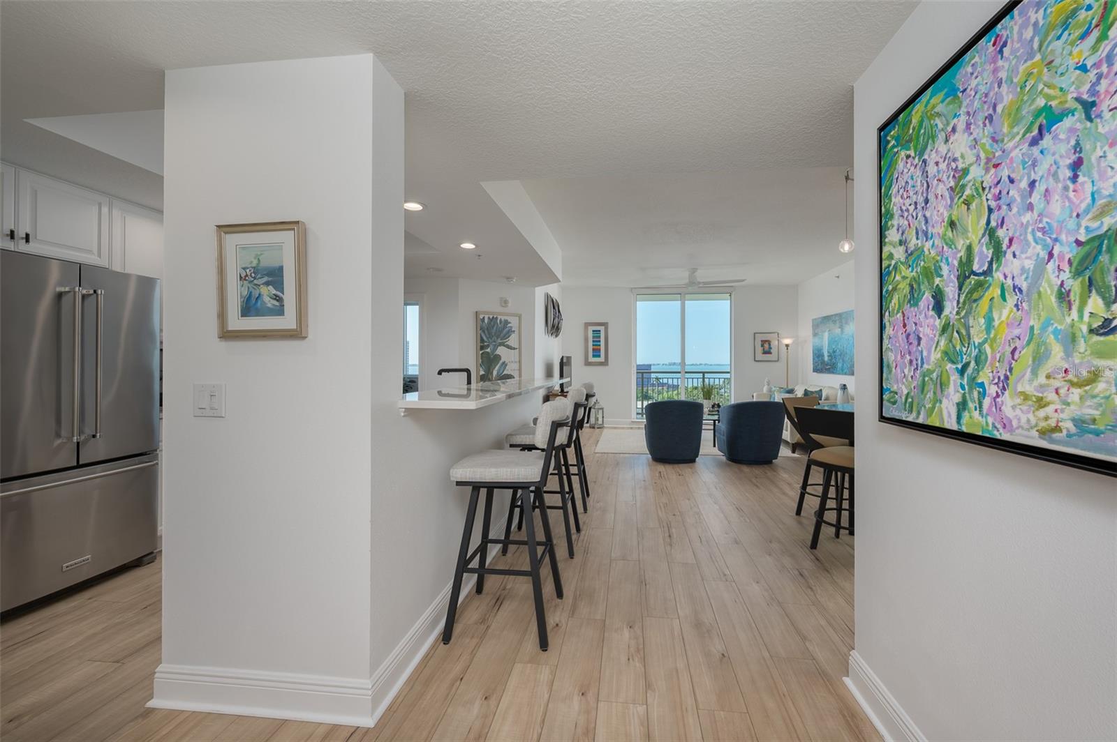 800 N Tamiami Trail 815