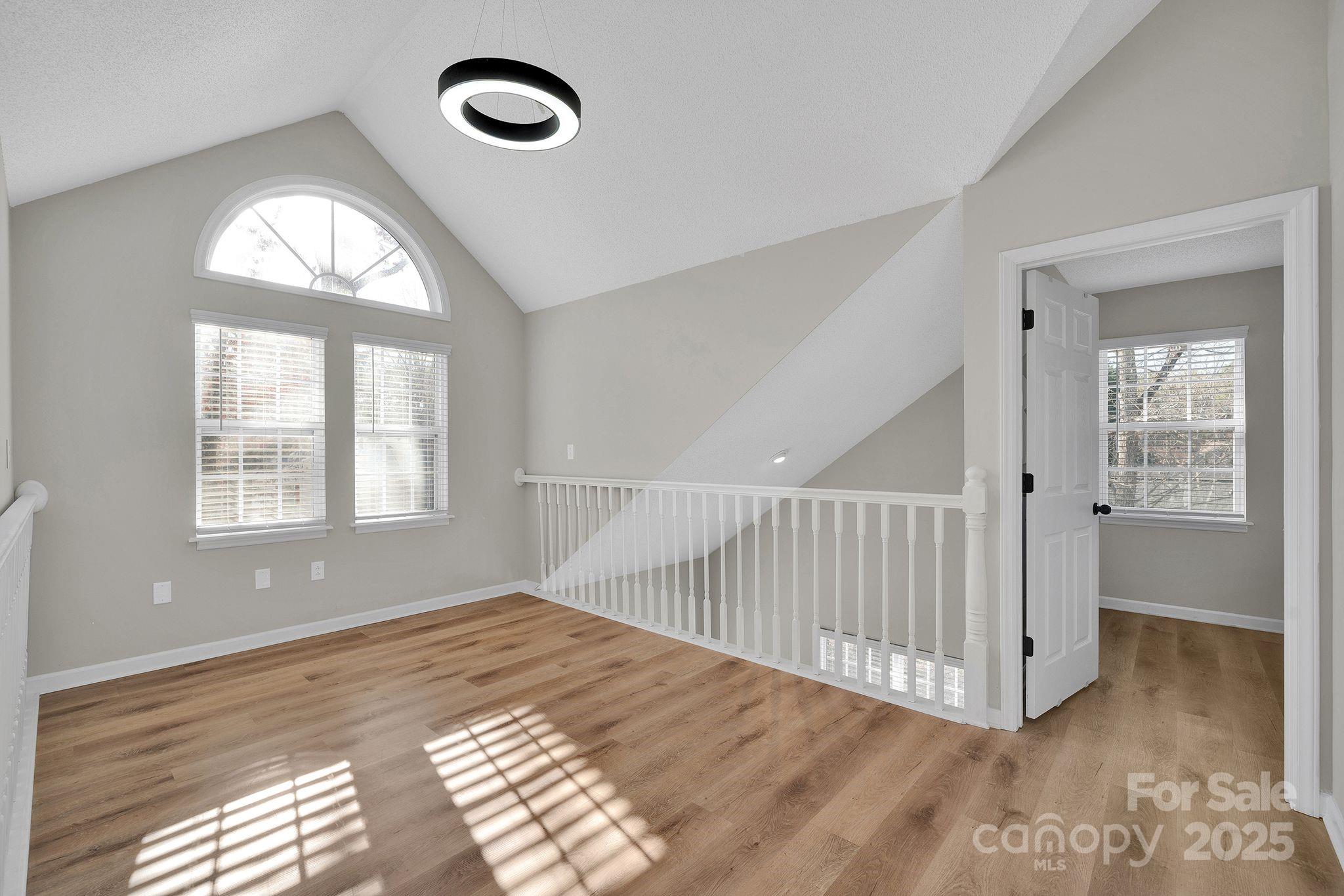 7713 Red Robin Trail