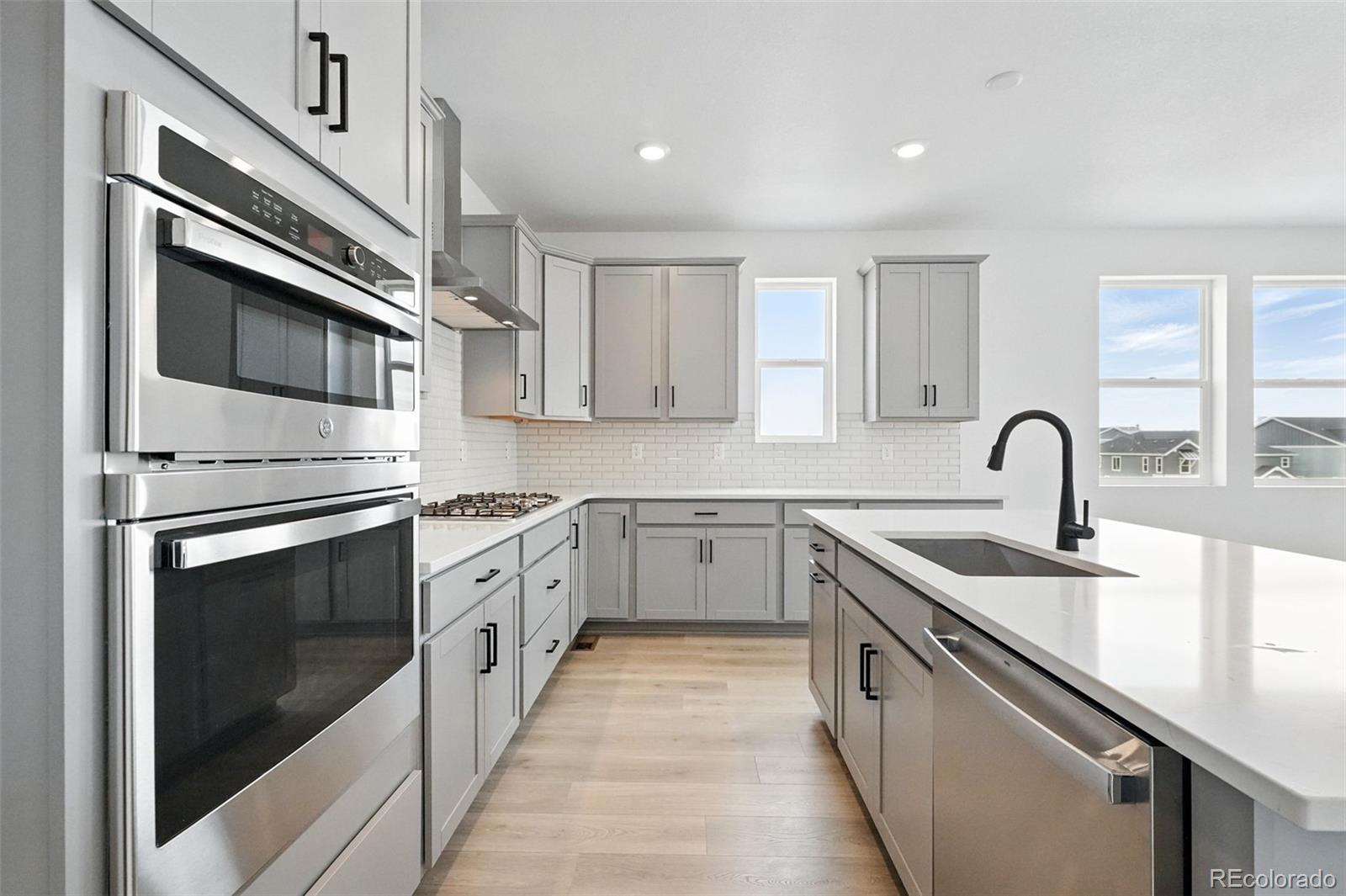 9344 Quartz Street