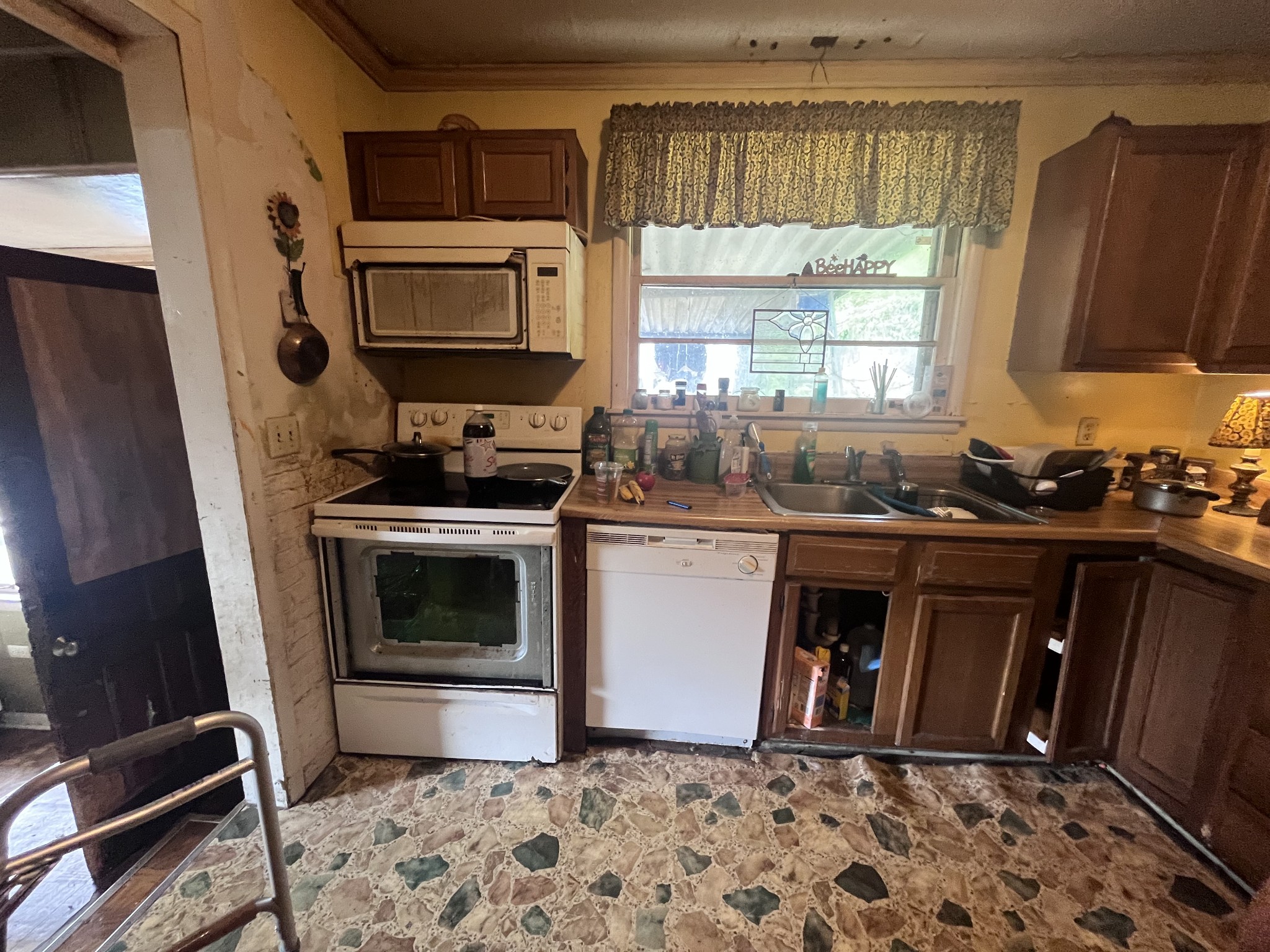 2411 Mcginnis Dr