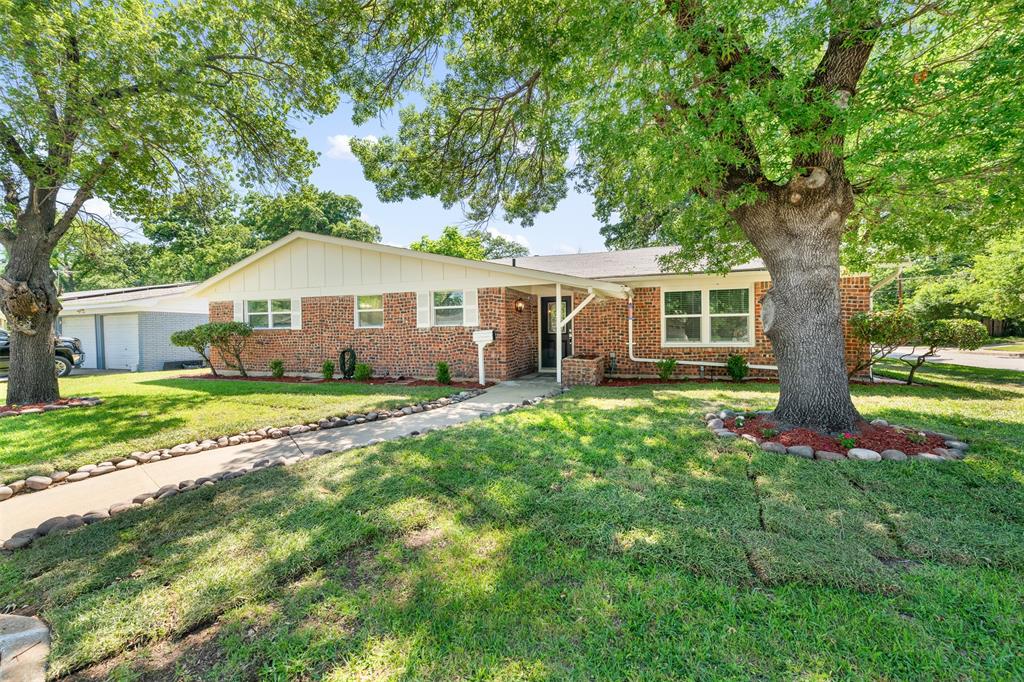 2133 Williams Place
