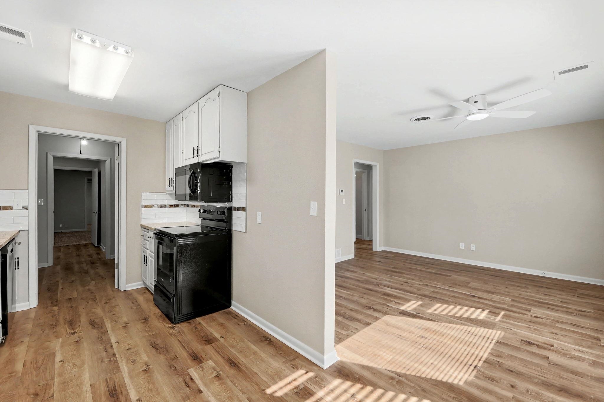 2222 W Greenfield St