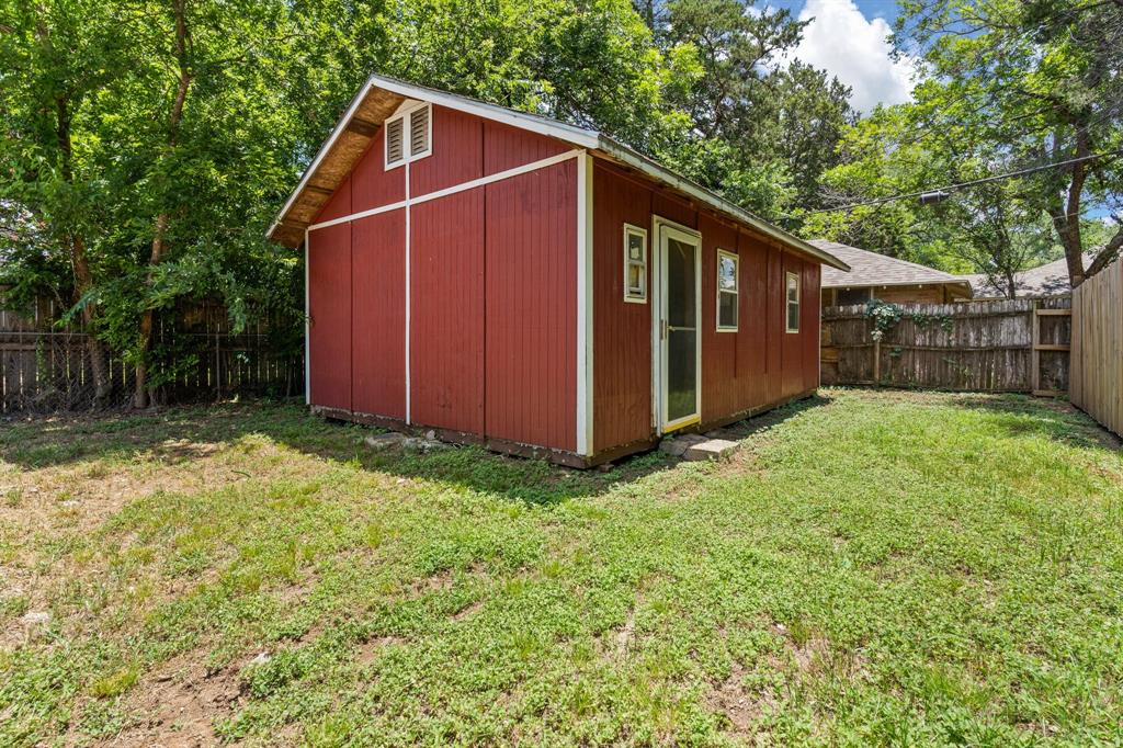 505 1/2 College Street 505