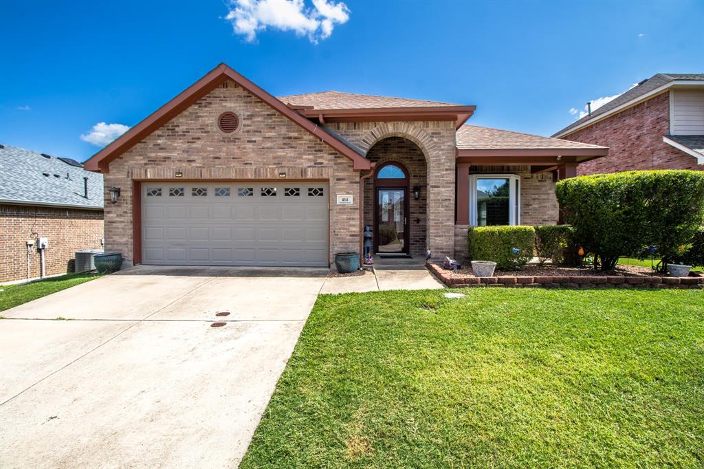 Homes in this highly sought-after community rarely become available, so seize this opportunity while you can. This stunning, one-owner residence boasts a variety of exceptional features. Upon entering, you are welcomed into a spacious and open living area. To your left, after passing the laundry room and garage entrance, you will find two bedrooms accompanied by a shared bathroom. A distinctive aspect of this home is the versatile flex space situated between the two bedrooms, ideal for use as a home office, playroom, game room, or fitness area. The open-concept kitchen, featuring elegant white cabinetry and matching stainless steel appliances, overlooks a second expansive living space that includes a dining area. The generously sized primary bedroom serves as a tranquil retreat, complete with an ensuite bathroom that includes a separate tub and walk-in shower, a single vanity with dual sinks, a frosted window above the bathtub, and custom features in the walk-in closet. Throughout the home, you will find newer 24x24 porcelain tile flooring and updated ceiling fans. The roof and HVAC system are both just four years old, and all windows were replaced in 2020, including a custom bay window in the front living room and updated window coverings. This residence is energy efficient, with average electric bills ranging from $120 to $200 per month. Adjacent to the dining room, an enclosed patio provides additional living space, while the backyard features a walkway leading to a storage shed. The seller takes pride in the beautifully landscaped side yard, perfect for your gardening aspirations. The home is also equipped with surround sound, and the seller will provide instructions for operation. **INFORMATION DEEMED RELIABLE AND CORRECT, BUYER AND BUYER AGENT TO VERIFY**