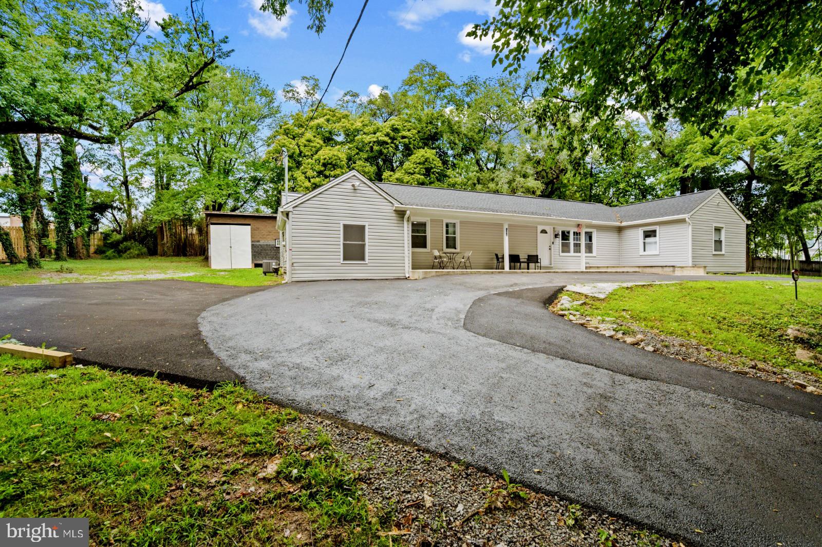 13416 Clifton Road
