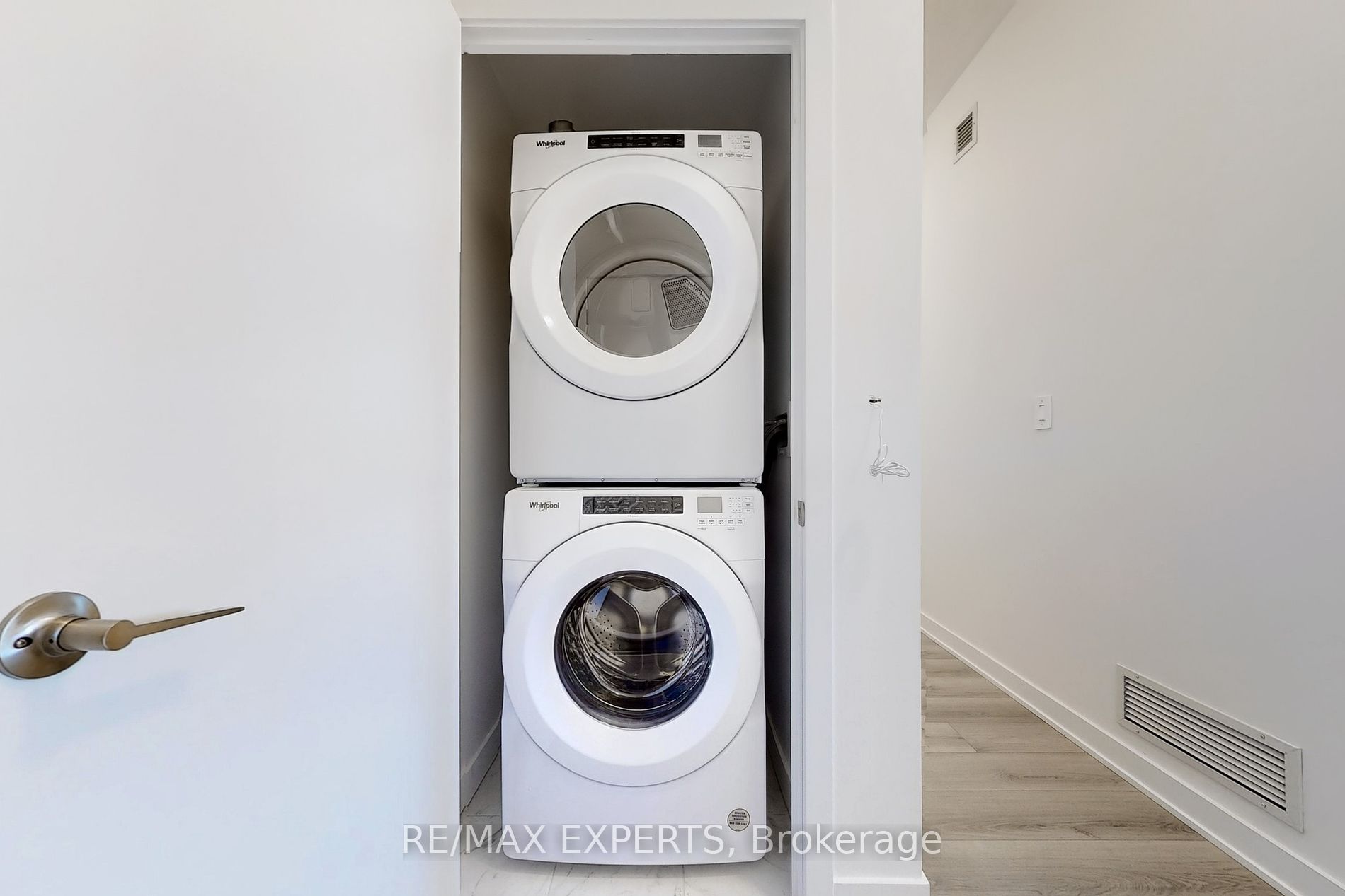 1440 Clarriage Crt 106