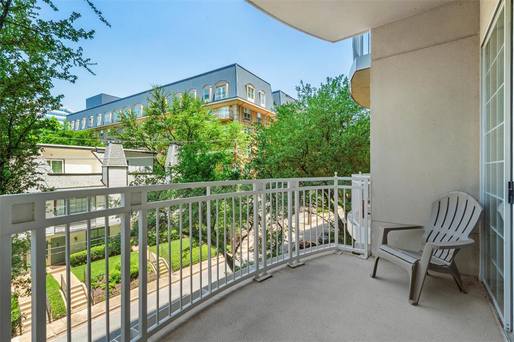 3225 Turtle Creek Boulevard 330