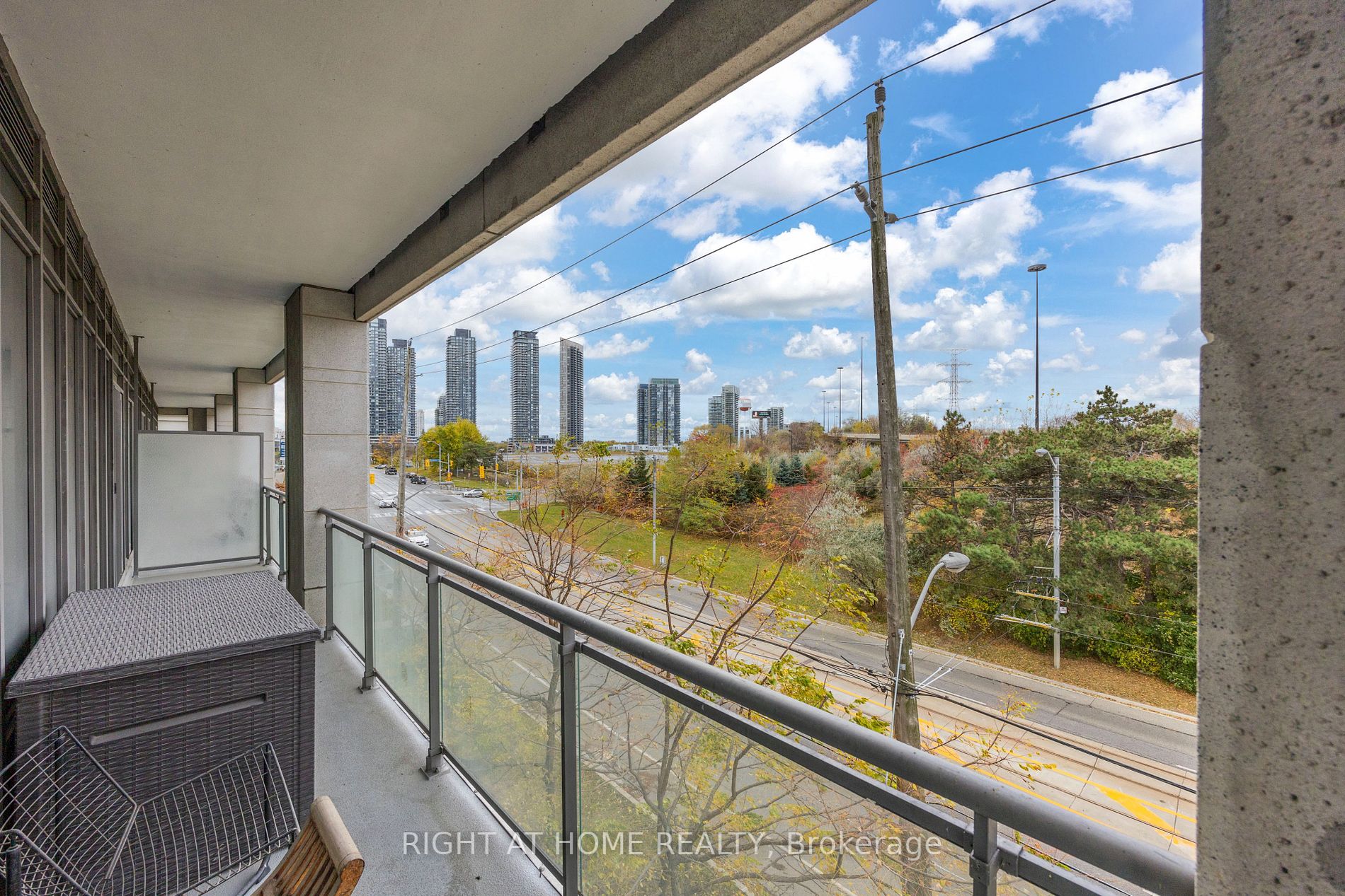 2119 W Lake Shore Blvd 405