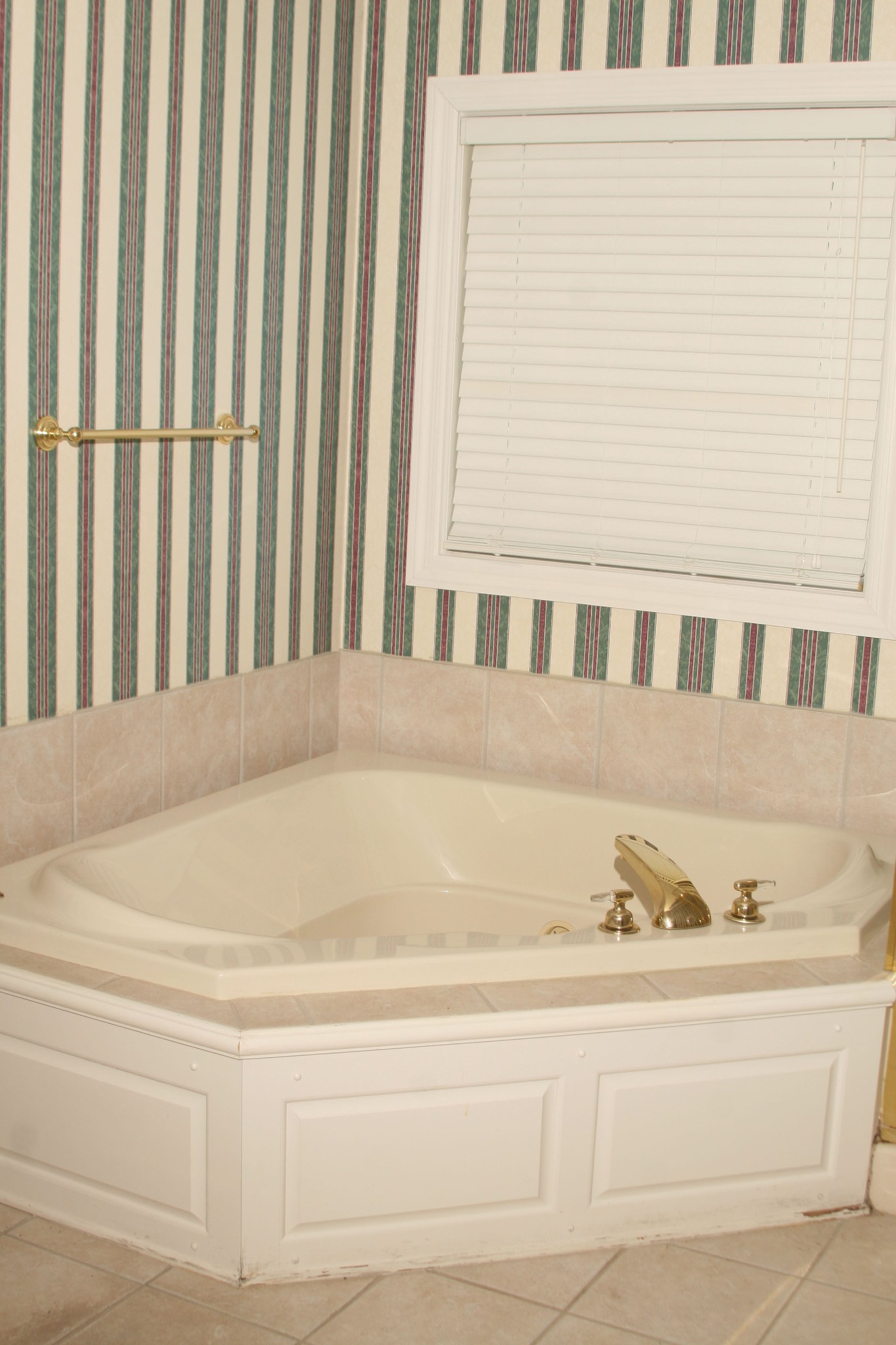 387 Natchez Trace Ct