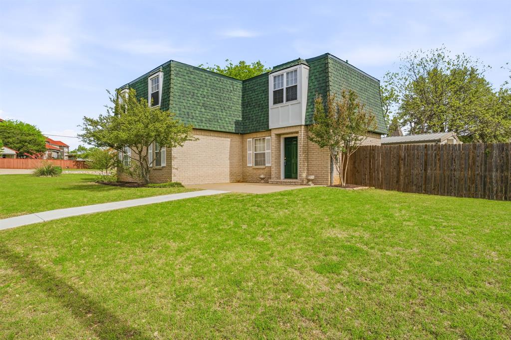 302  Hill Street , Glen Rose, TX, 