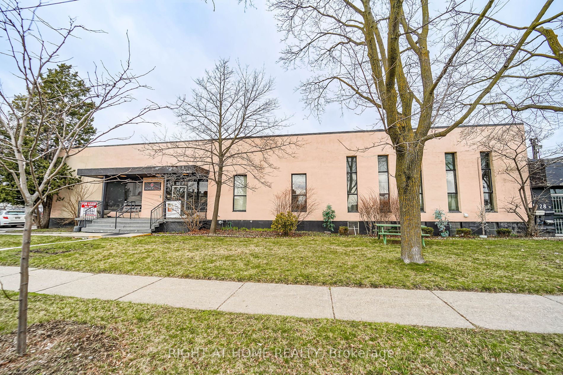 26-30 Six Point Rd Ofc (A)