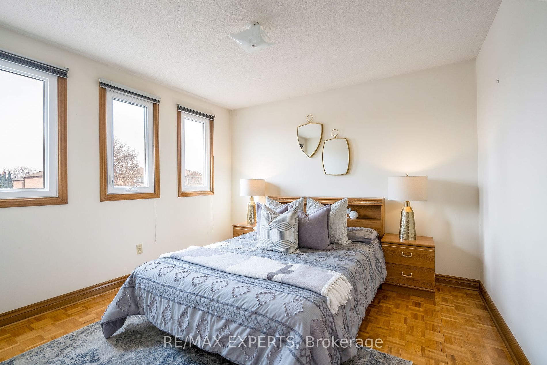 5 Cabaletta Cres