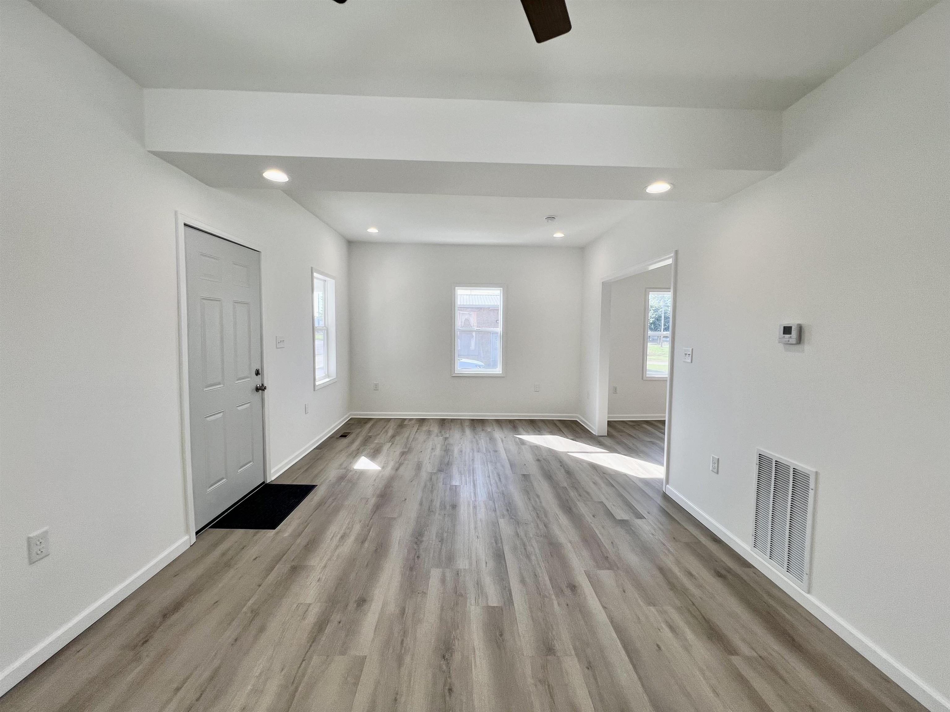 829 S Summit