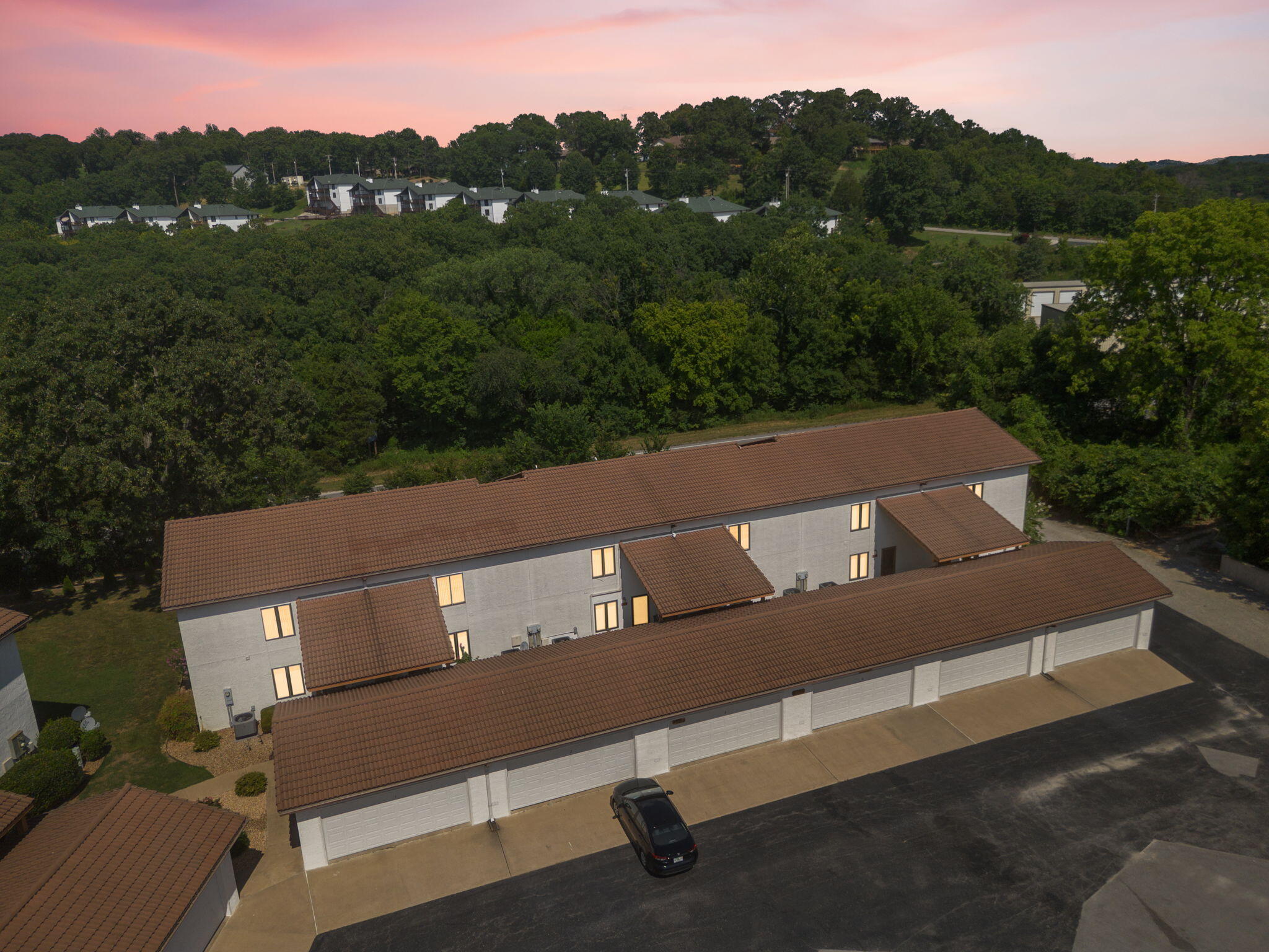 1901 Paradise Landing Road 1