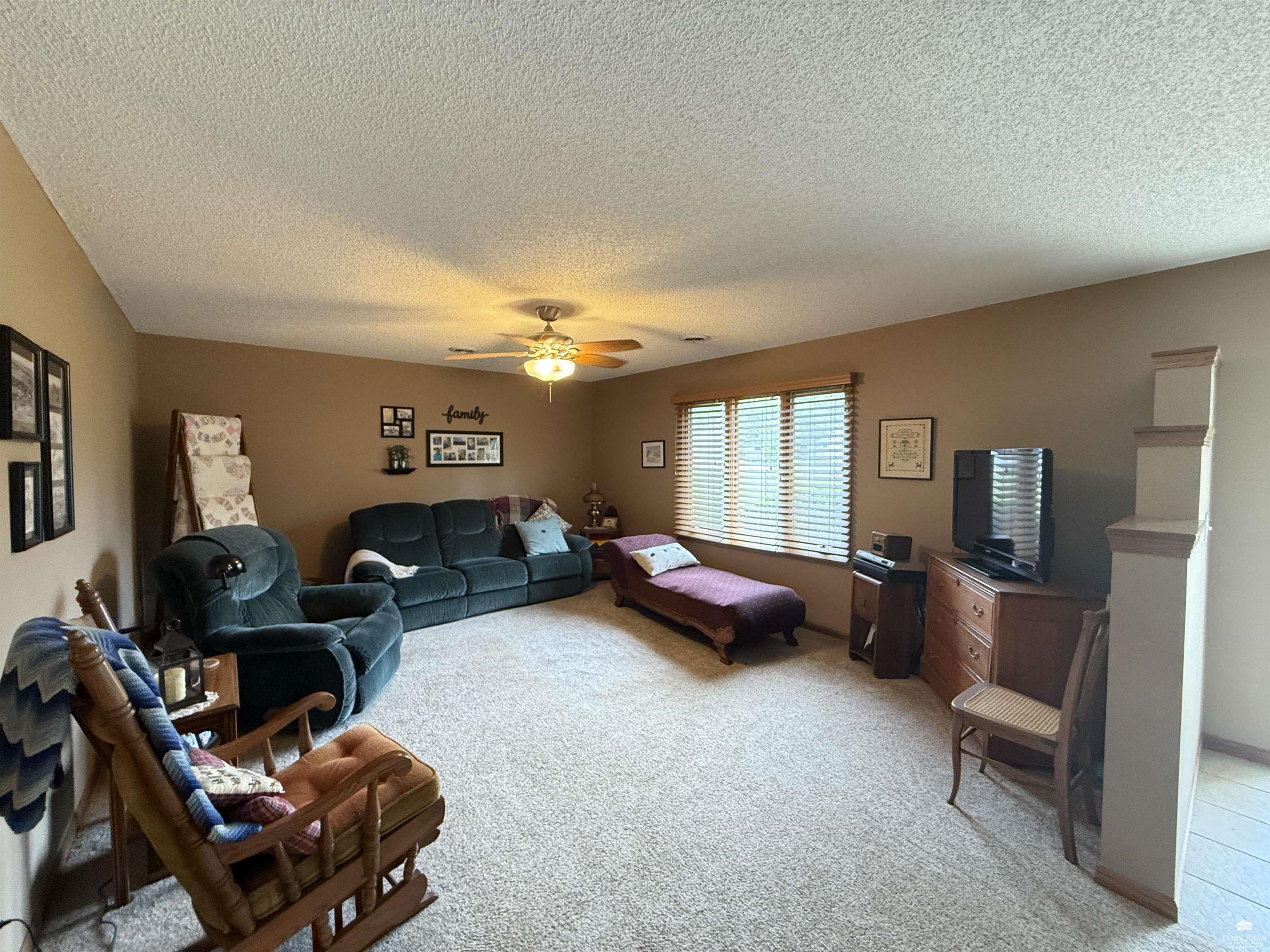 3851 Fox Ridge Drive