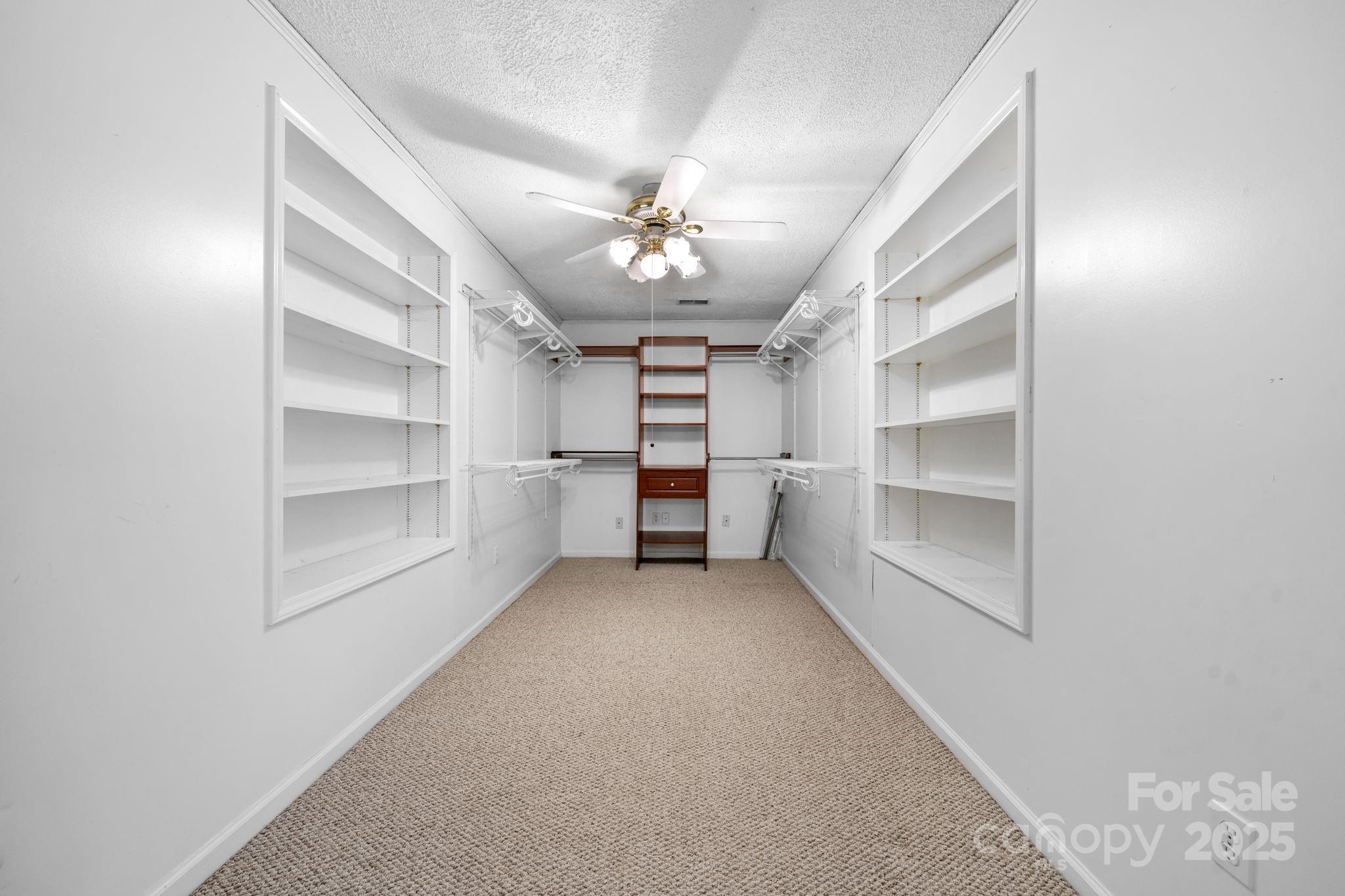 14 Hunters Creek Lane