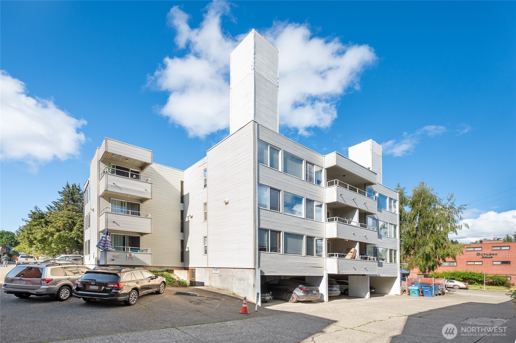 7919 Wallingford Avenue N