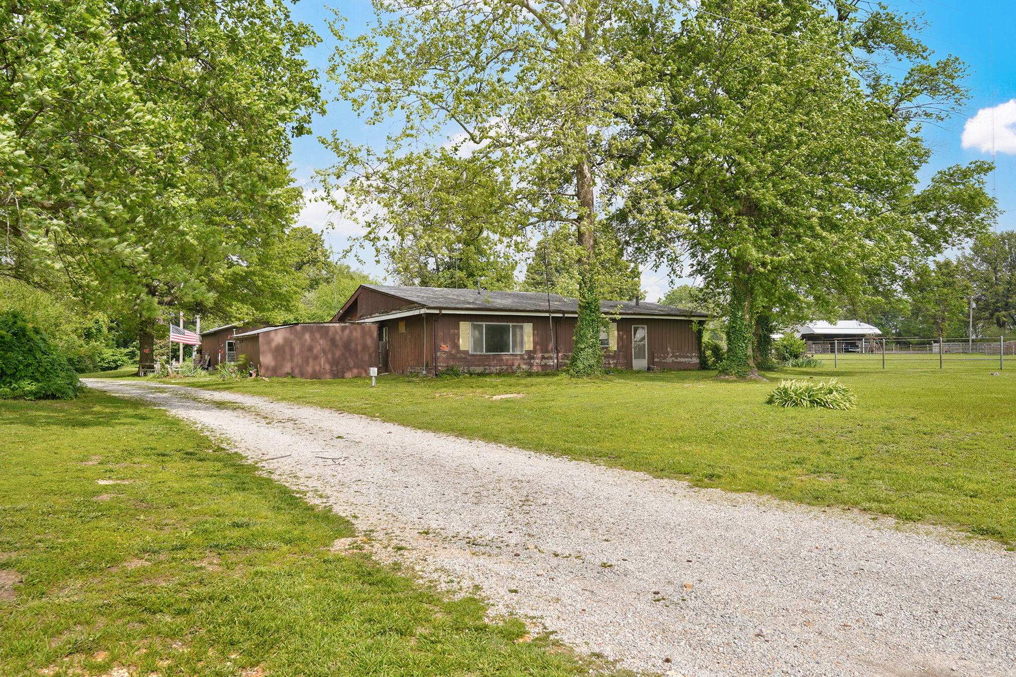 2959 Us Highway 60 N