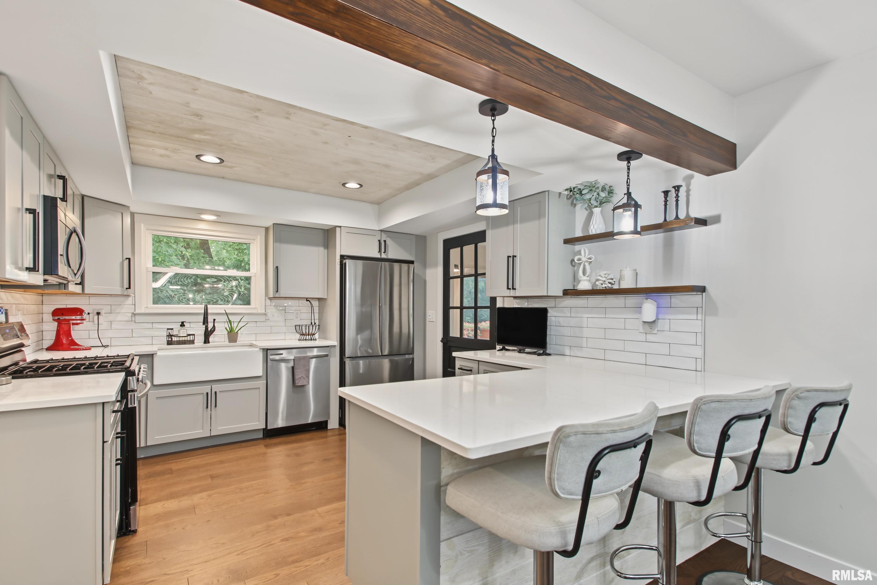 4221 Country Meadows Lane