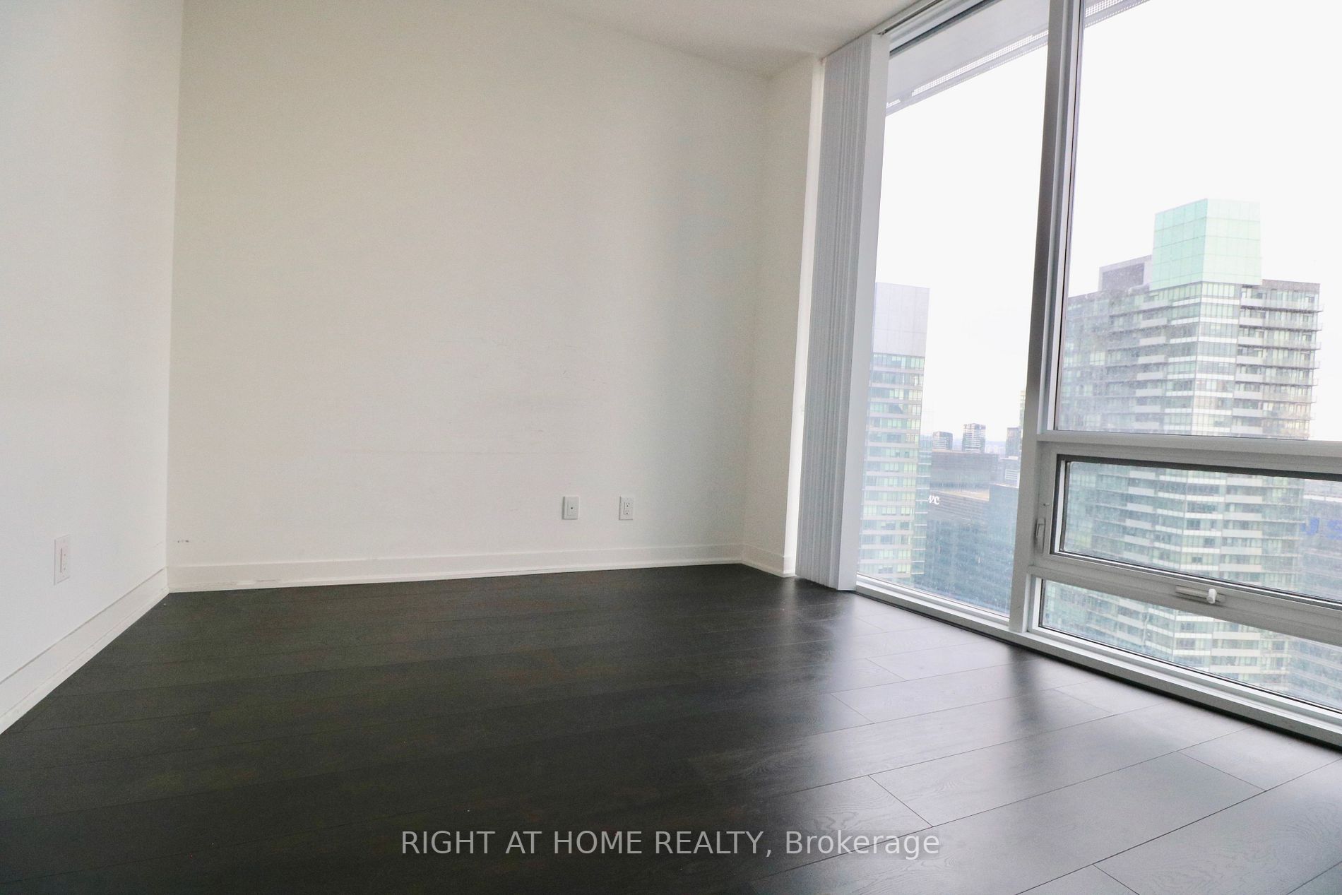88 Harbour St 4904