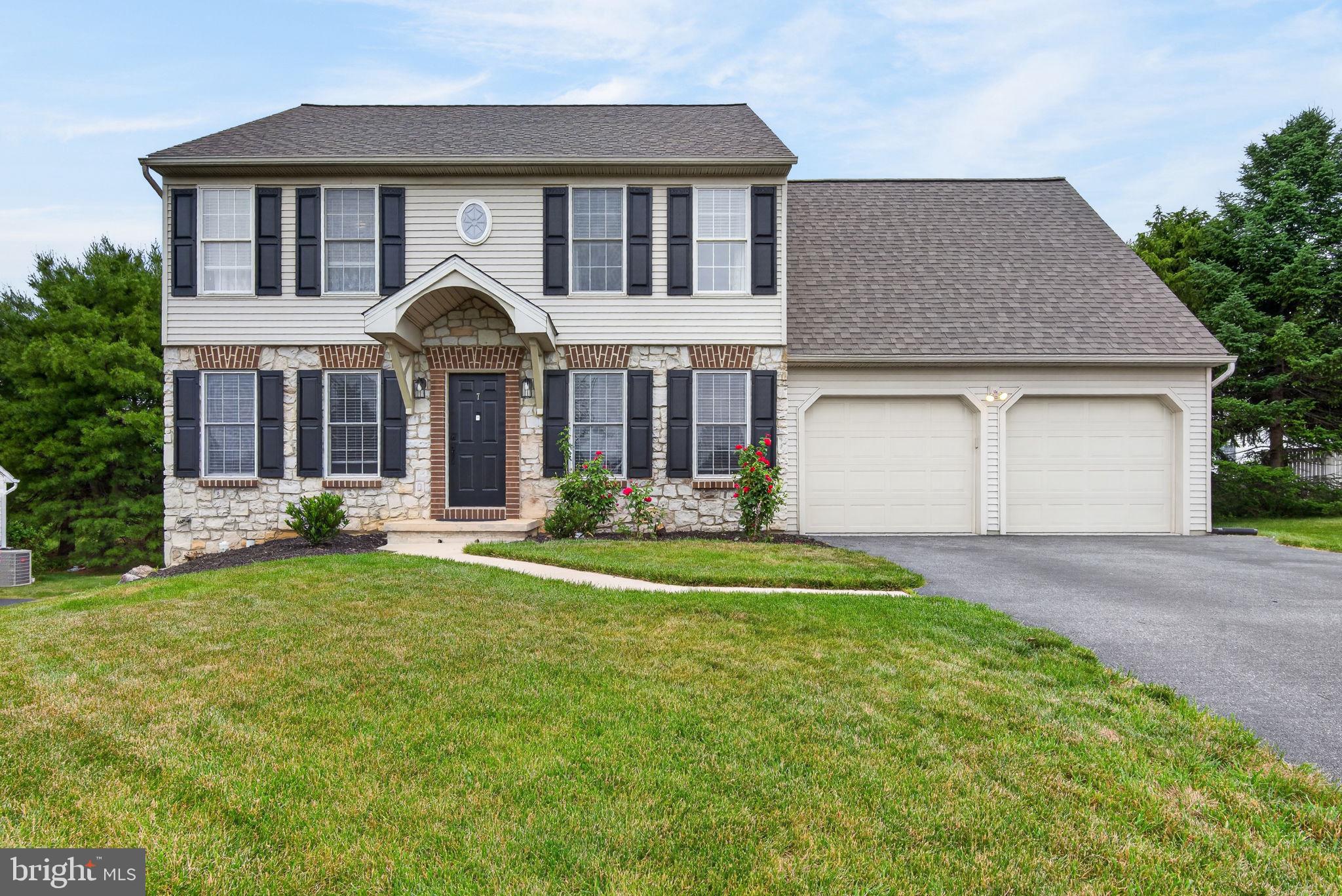 7 Marquis Court