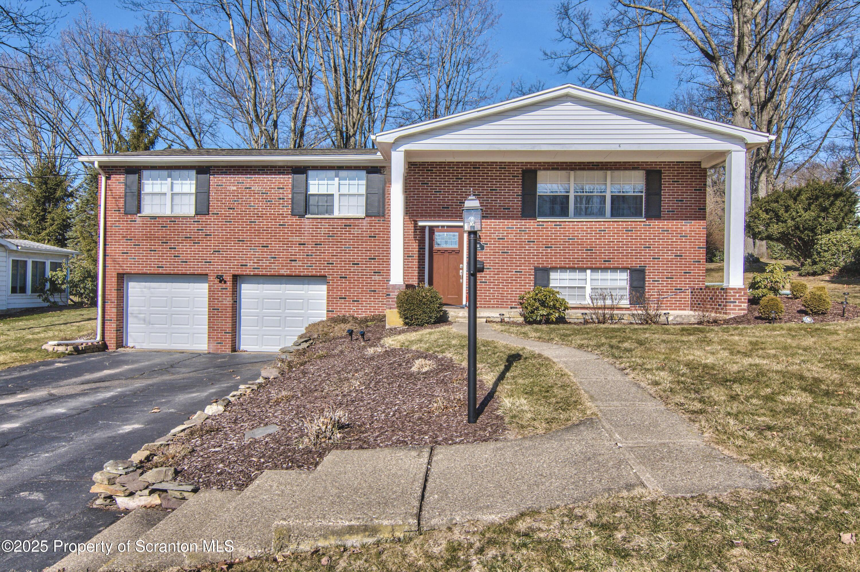 604 Oak Lane