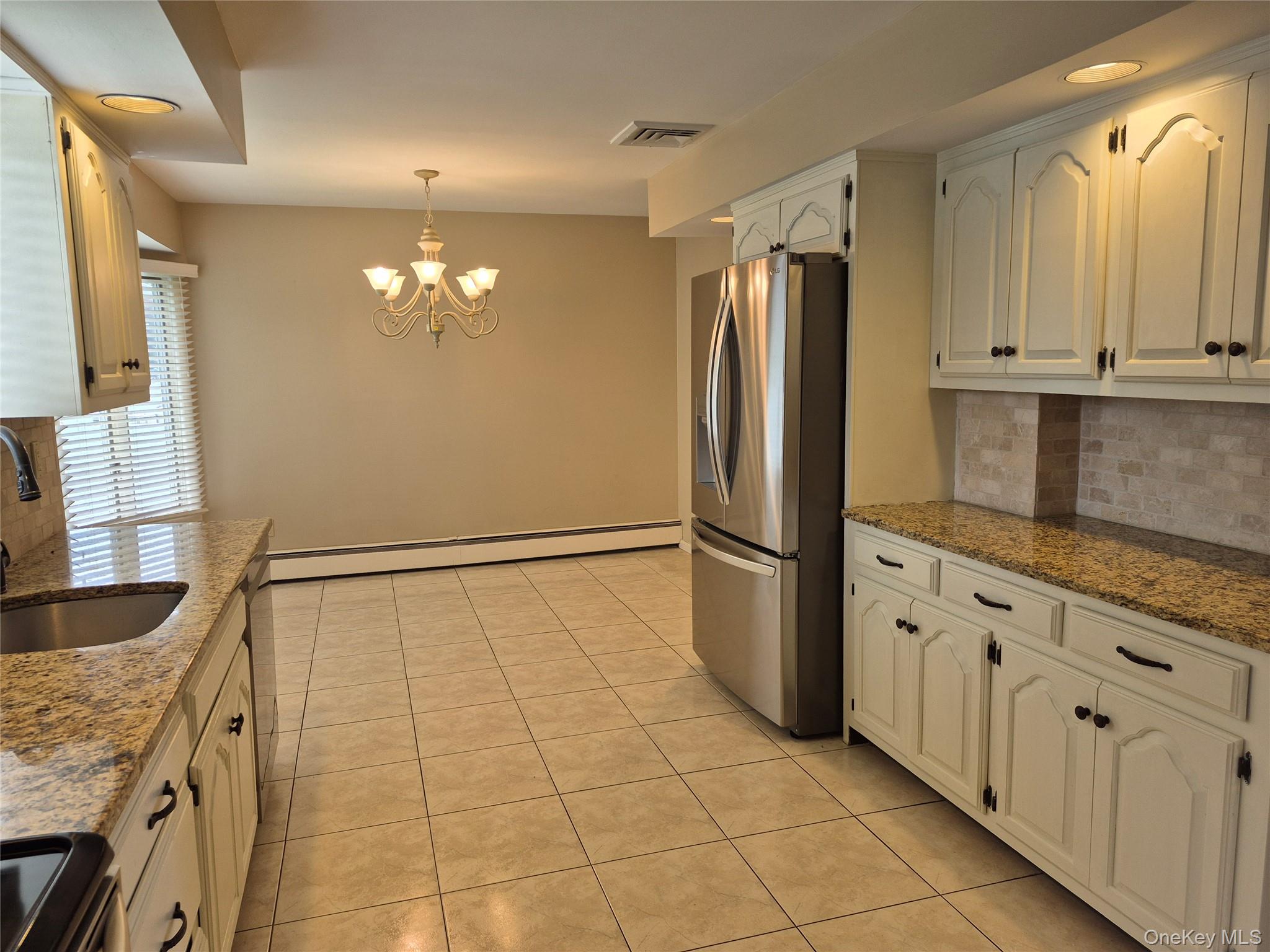 2418 Knob Hill Drive