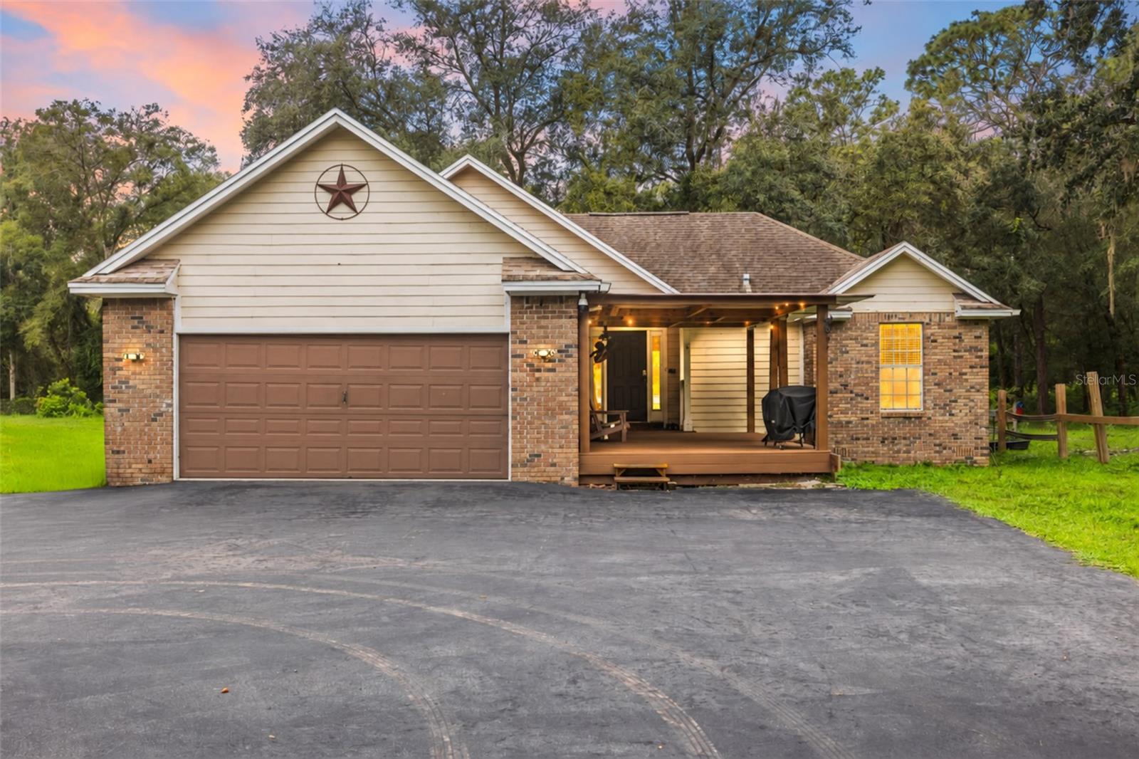 This 3-bedroom, 2-bath single-family home sits on a generous acreage lot in Spring Hill. The property offers a newer AC system and tankless water heater.A detached carport provides room for a full-size RV and includes RV hookups. The acreage offers plenty of outdoor space and flexibility for a variety of uses.Located on Booming Rd in Pasco County with no HOA. Convenient to Spring Hill and surrounding area amenities, shopping, dining, and major roadways.
