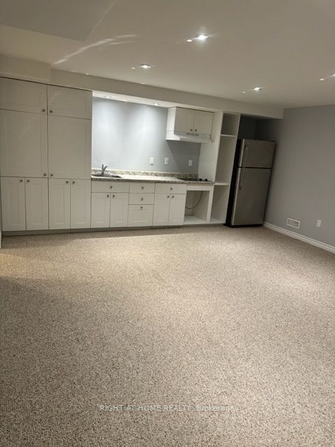 4 Bradford St
