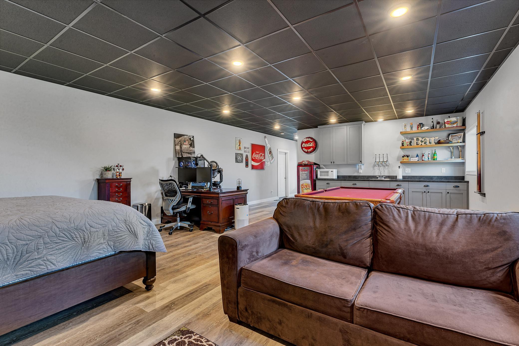 8841 Basil Road