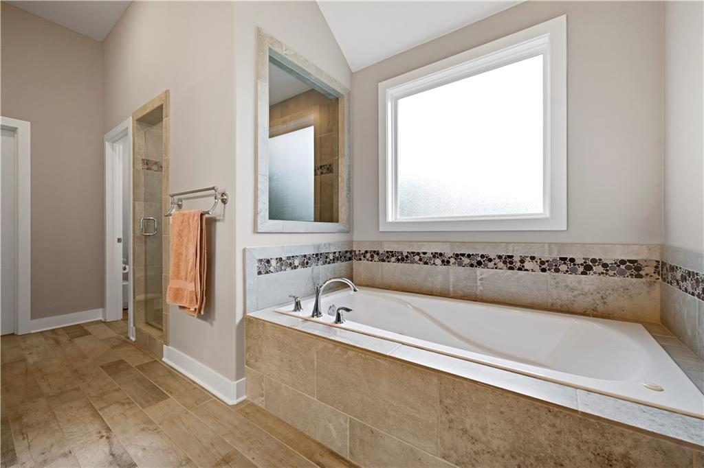 6119 NW 104th Terrace