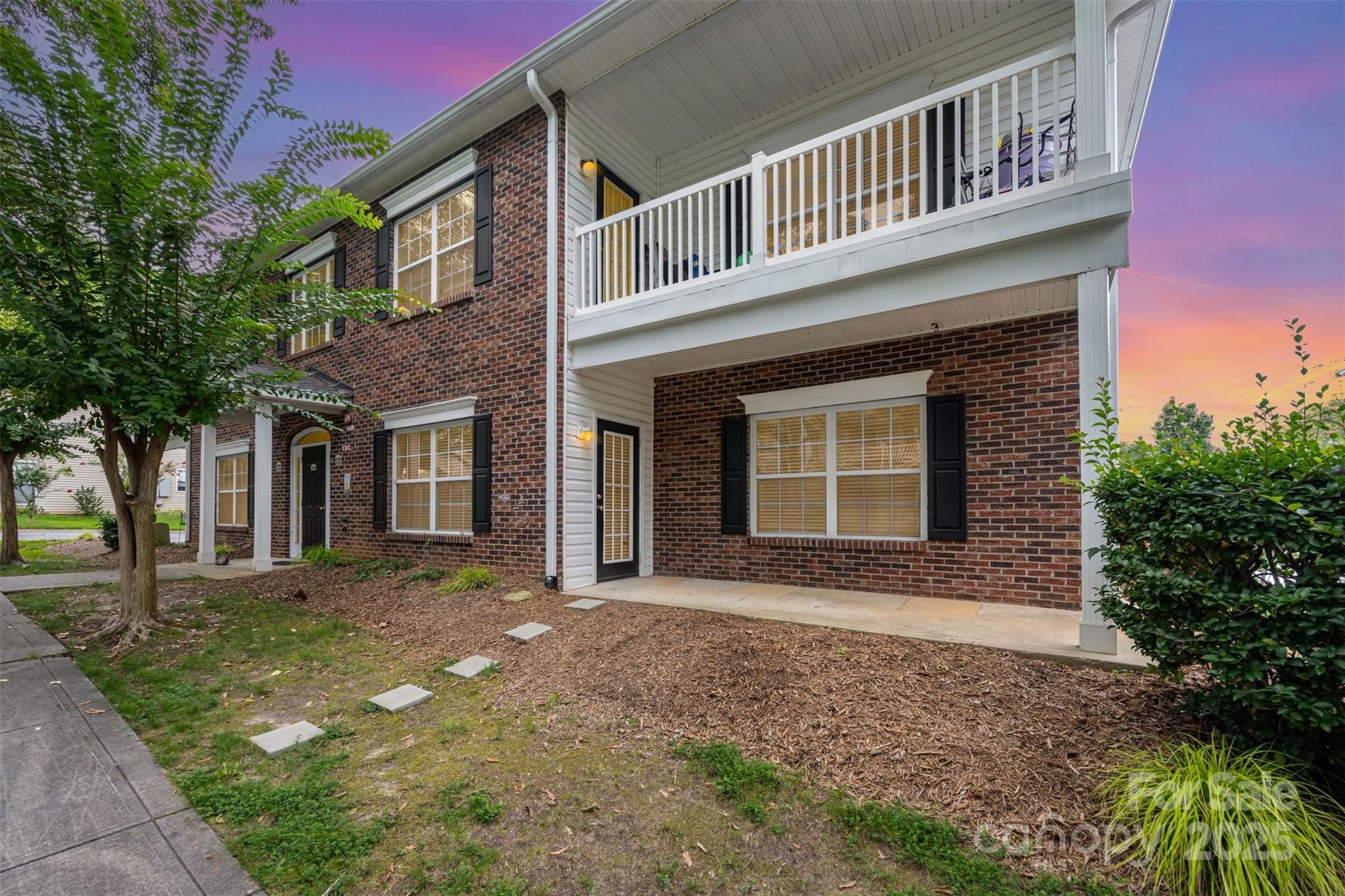 21252 Hickory Street