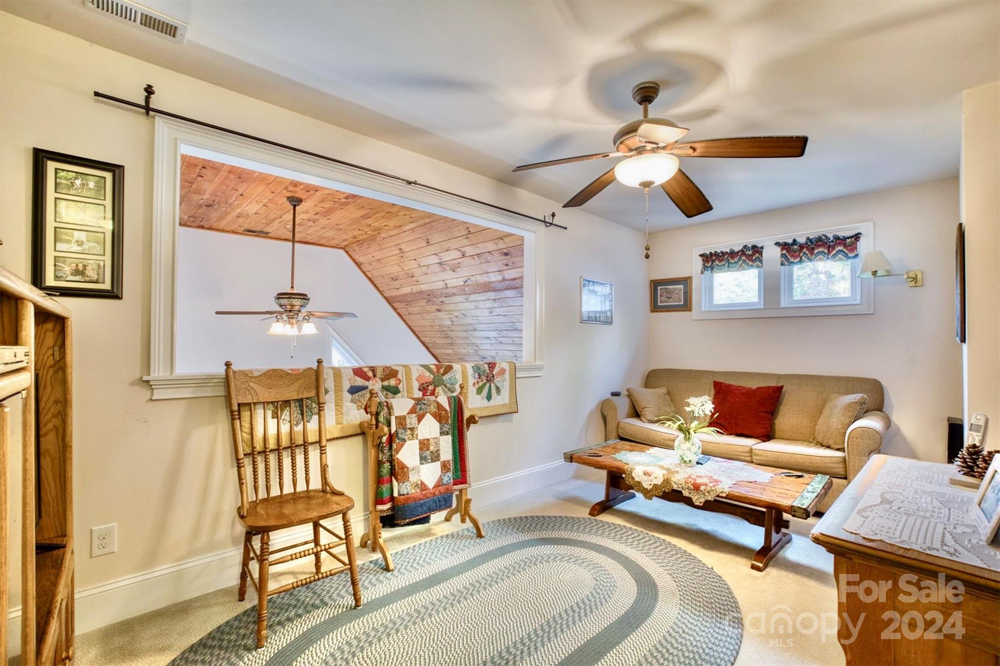 5219 Sunset Creek Lane