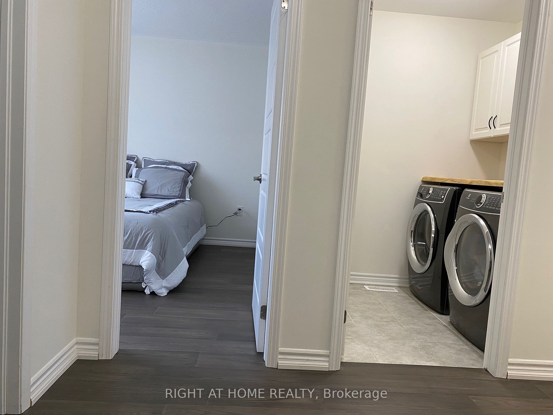 1125 Leger Way 25