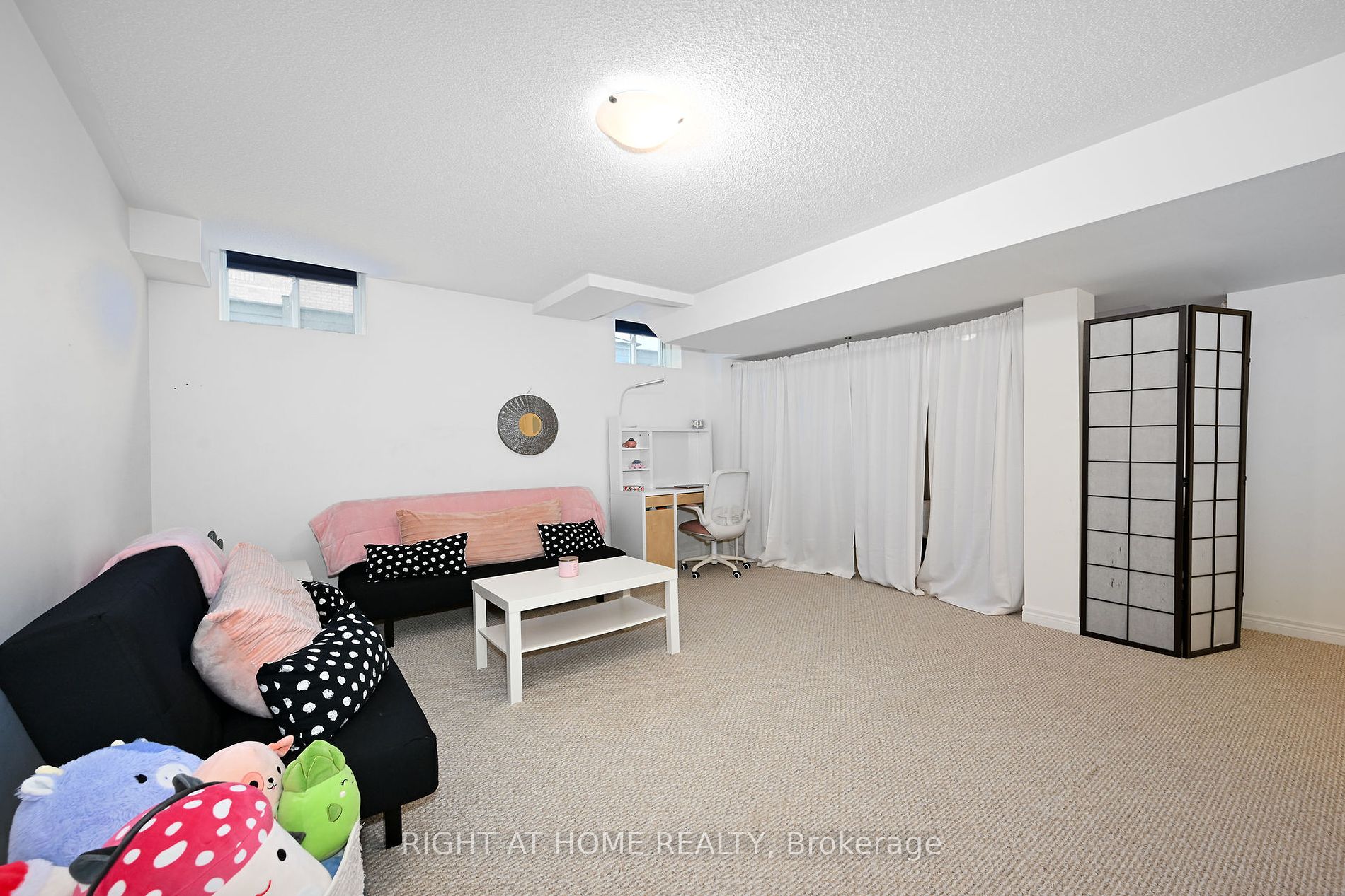 80 Fingland Cres