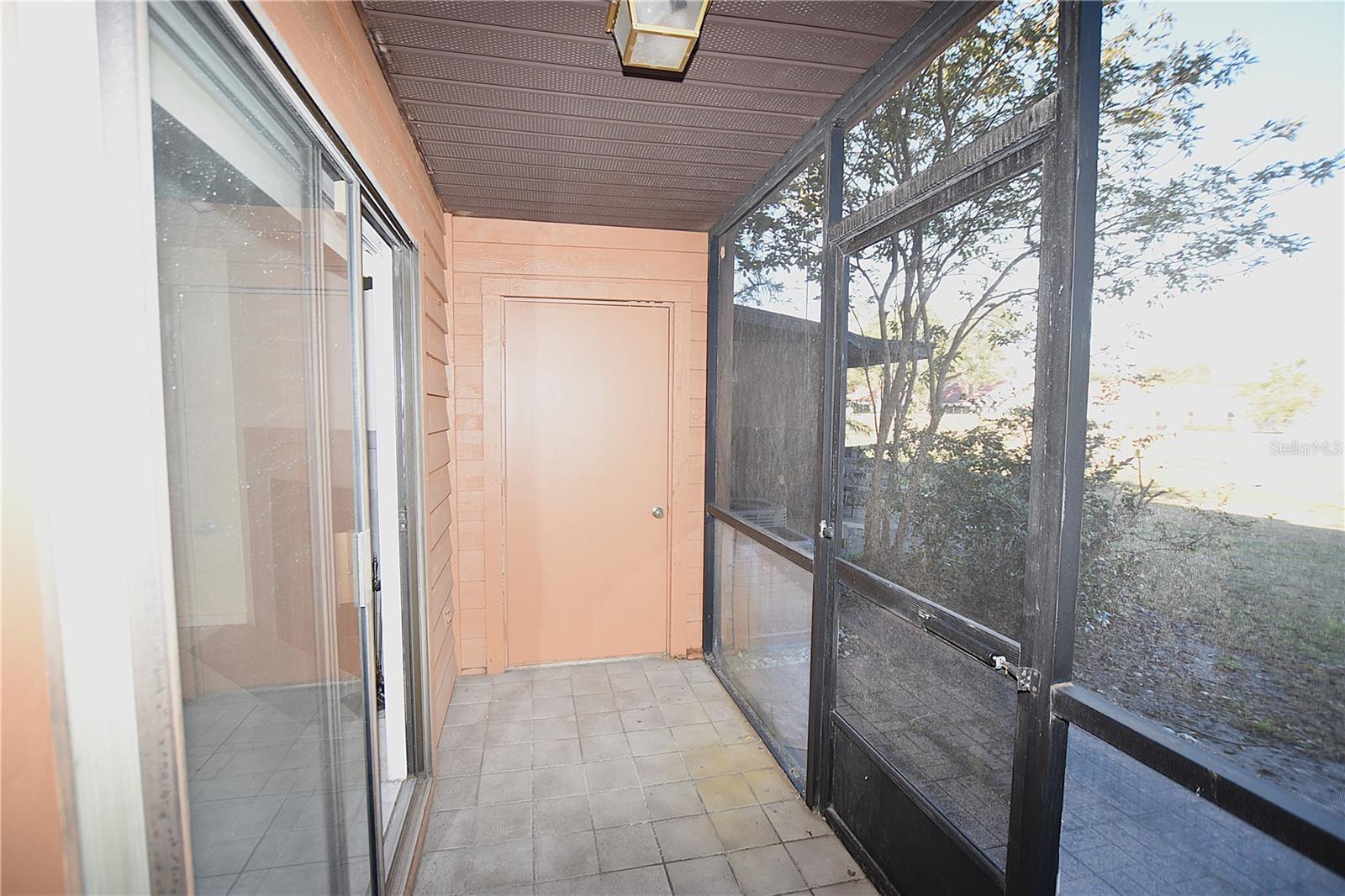 707 Carpenters Way 45