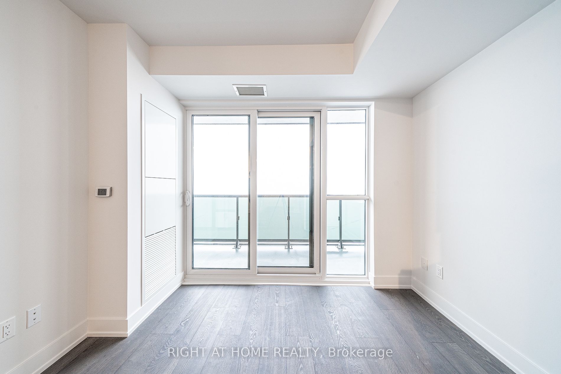 2550 N Simcoe St 2015