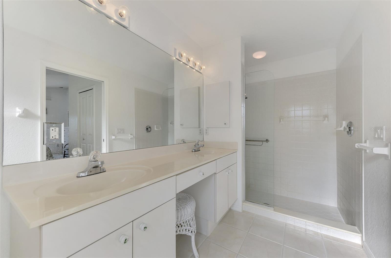 3270 Bay Ridge Way