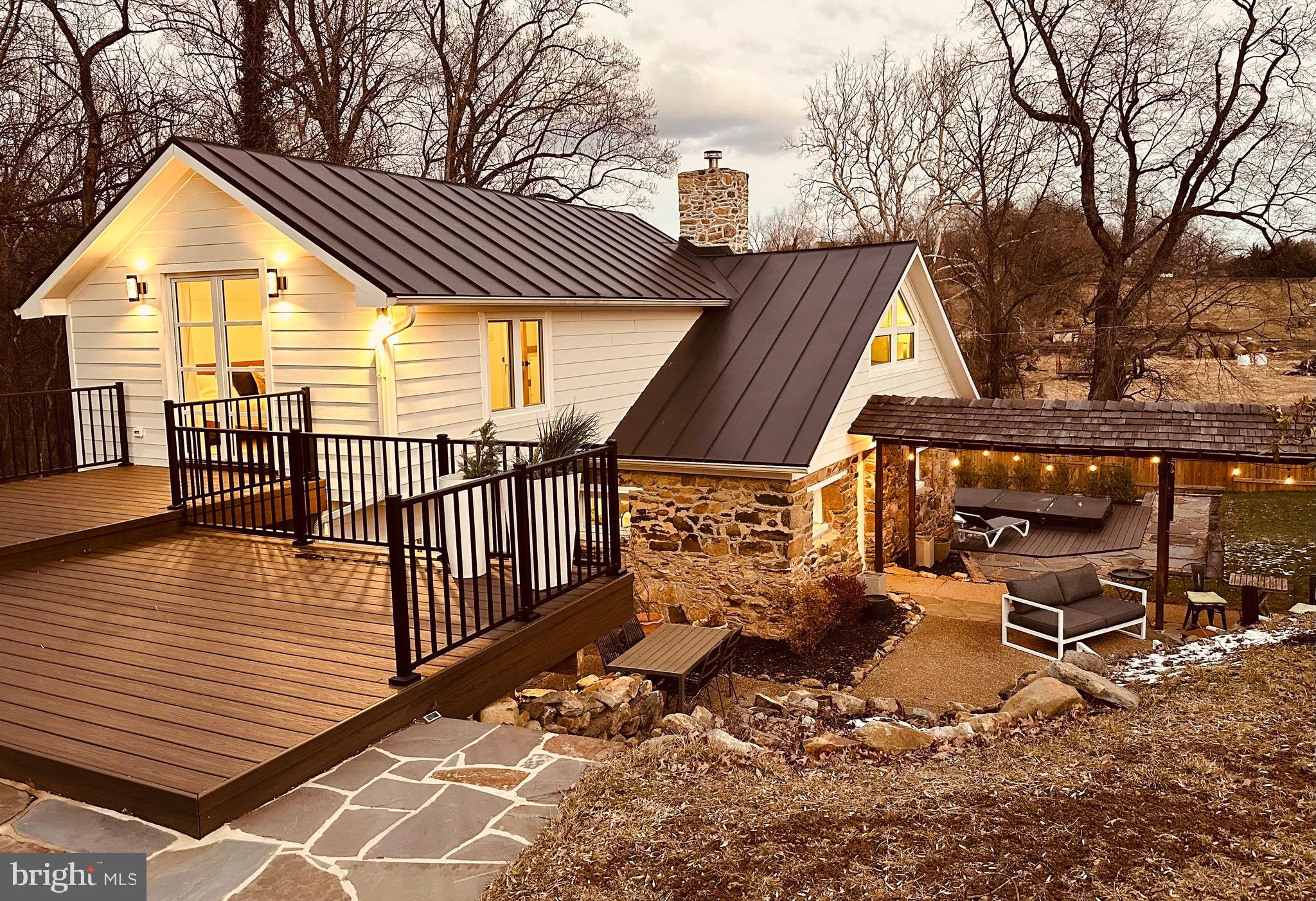 35500 Troon Court, Round Hill, VA 20141