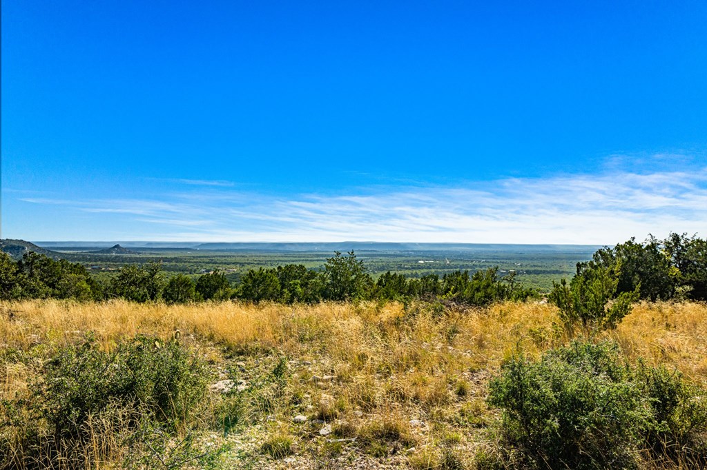 29 NE Big Draw Drive