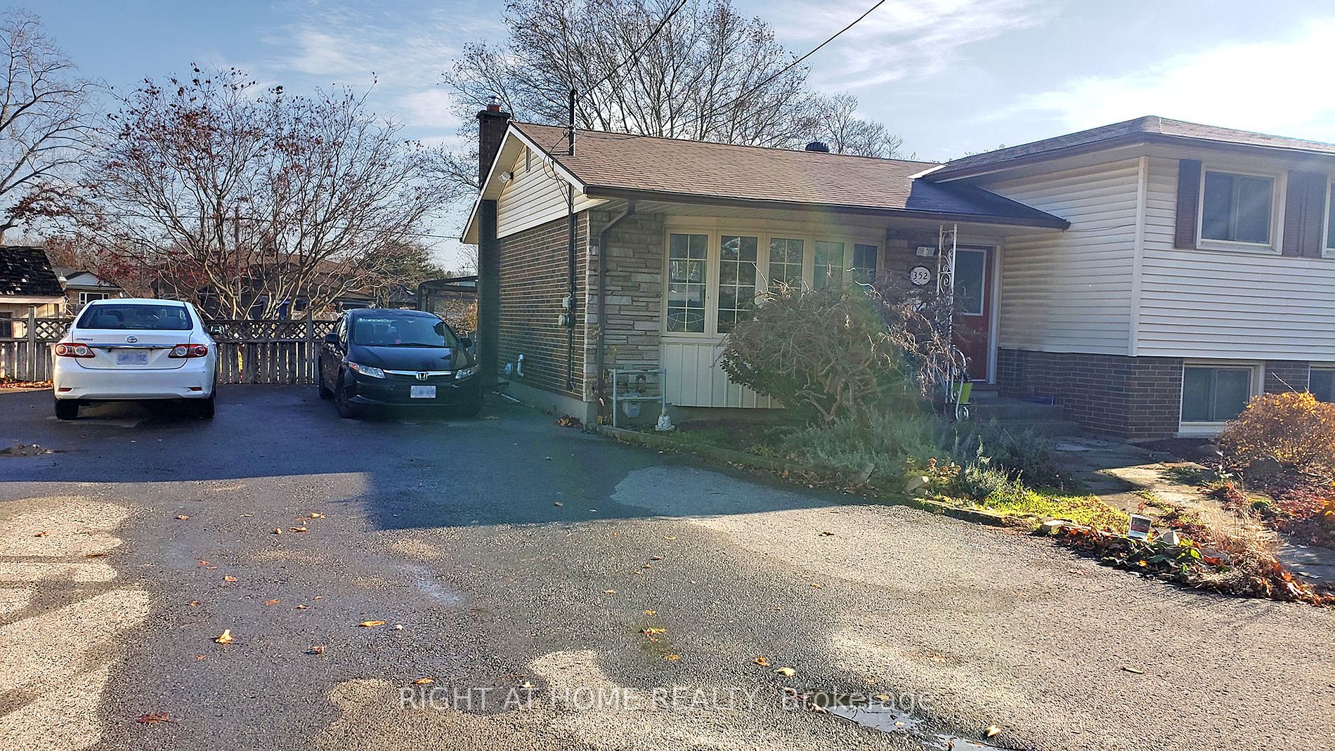 352 Geneva St