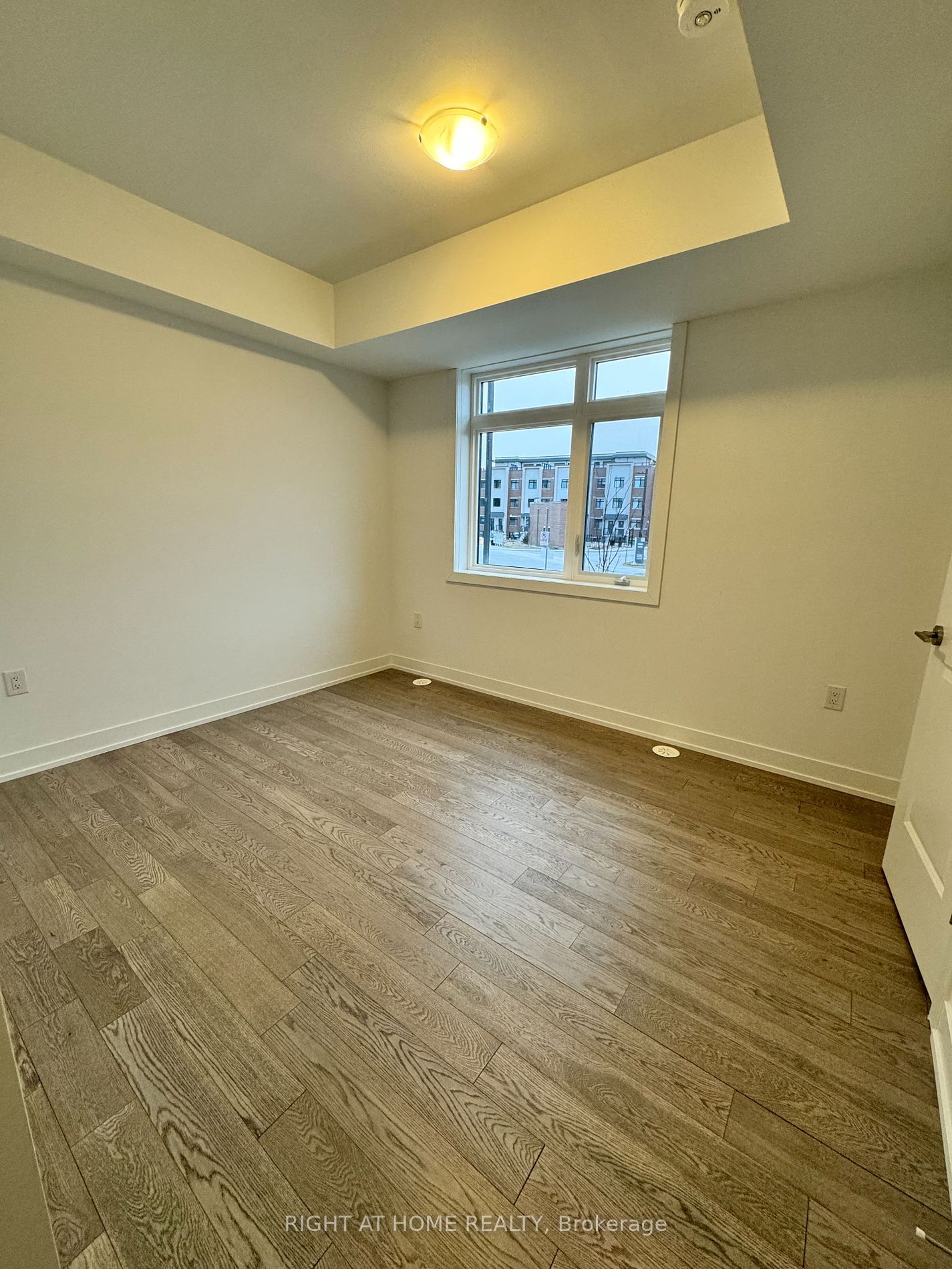 1085 Douglas Mccurdy Comm Rd 112