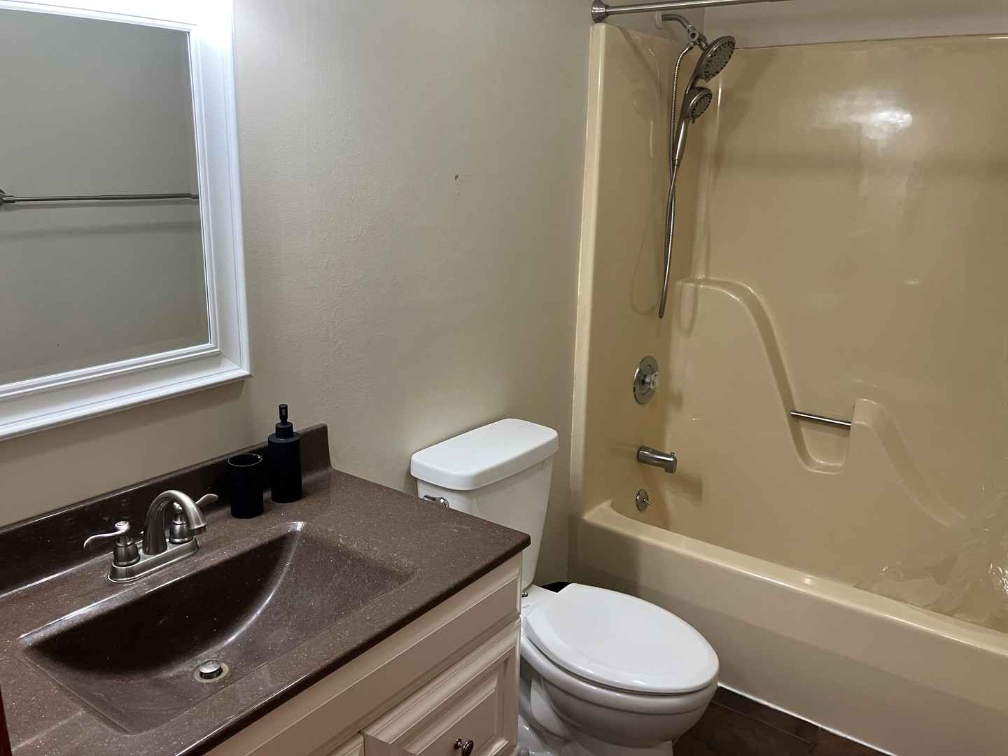 2814 W Oakbrook Court