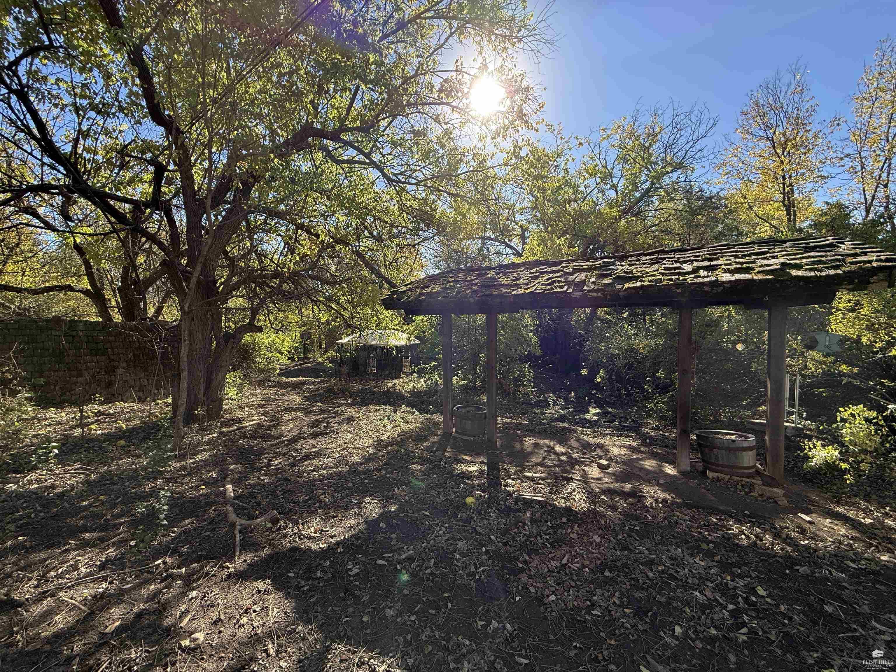 3030 Sunnyside Drive